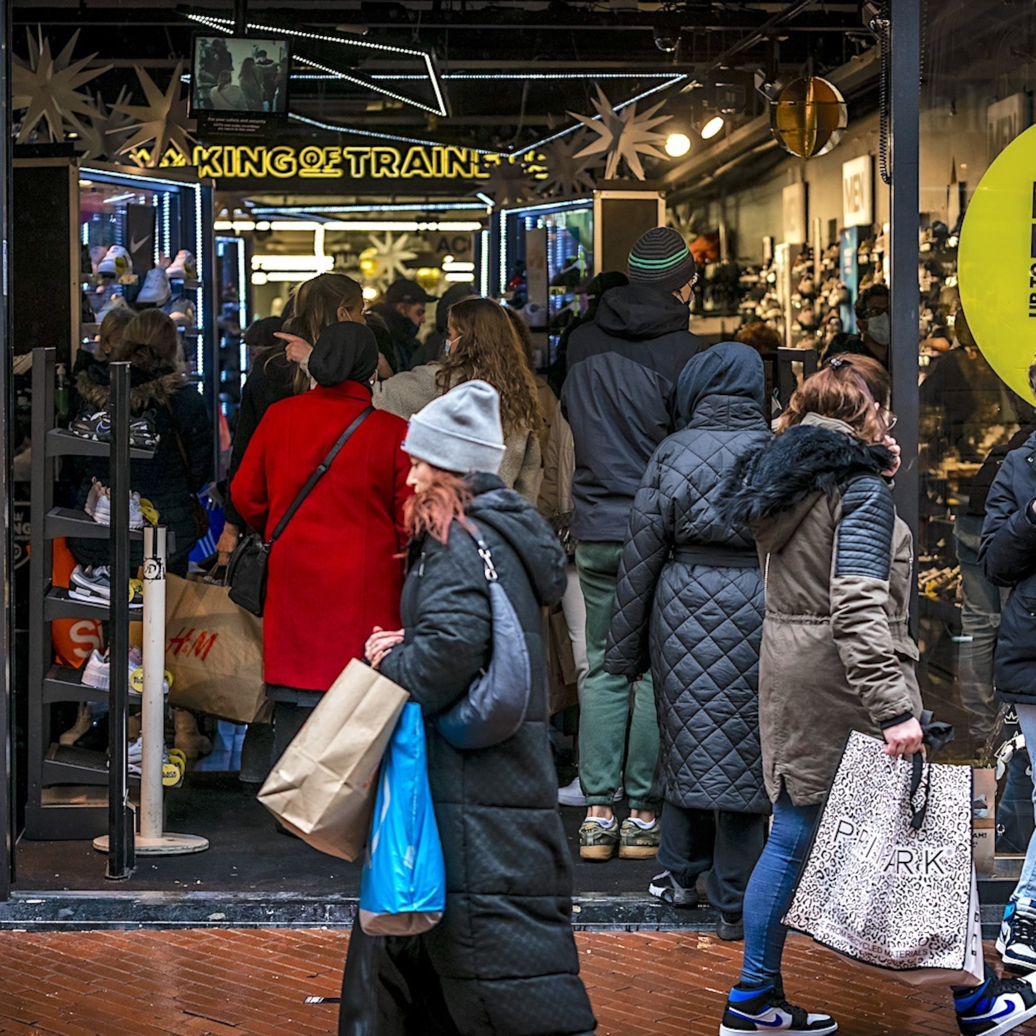 steeds meer bedrijven keren zich af van black friday overconsumptie past niet meer in deze tijd