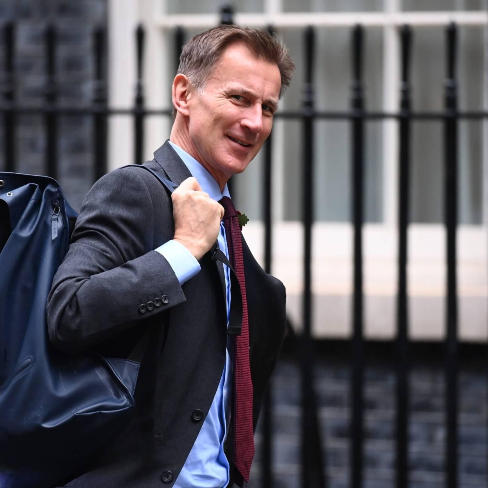 britse economie krimpt vermoedelijk begin van lange recessie