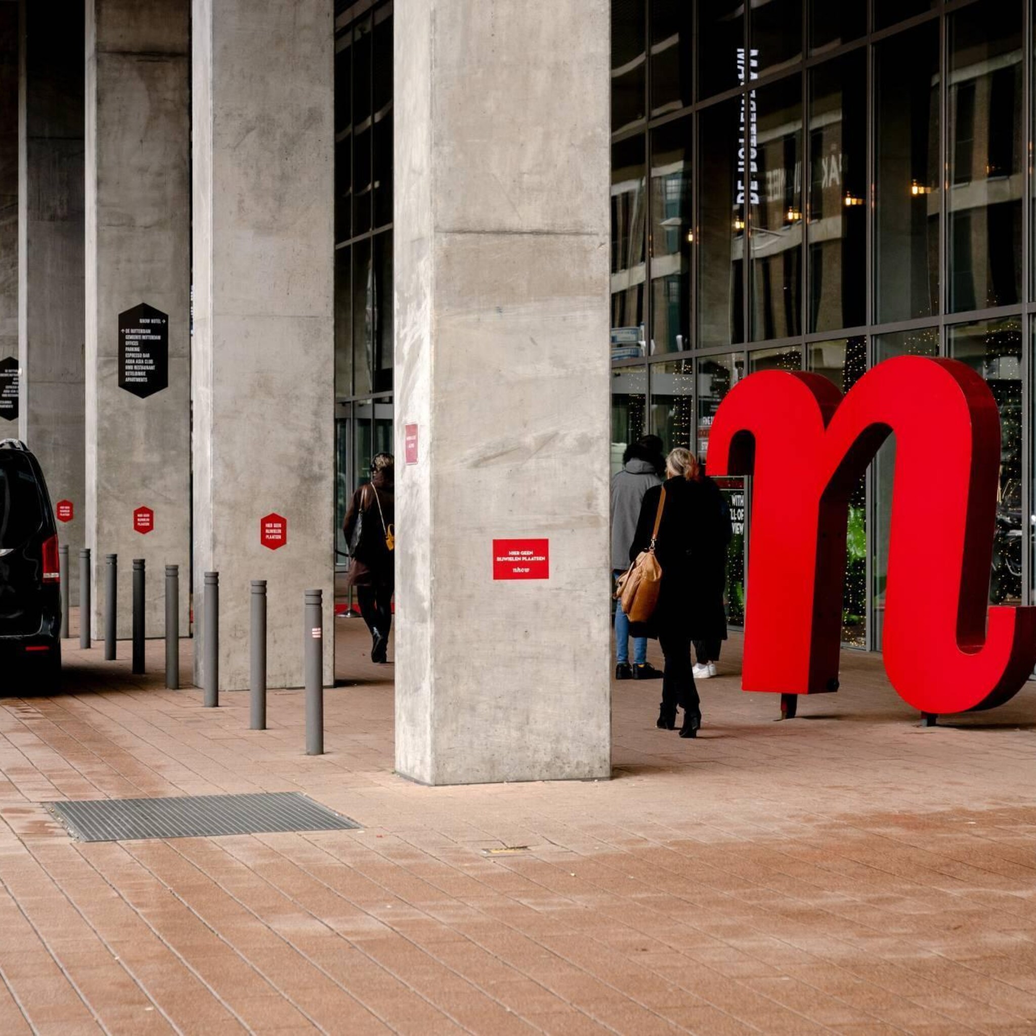 cbs recordaantal toeristen boekt overnachting in nederland