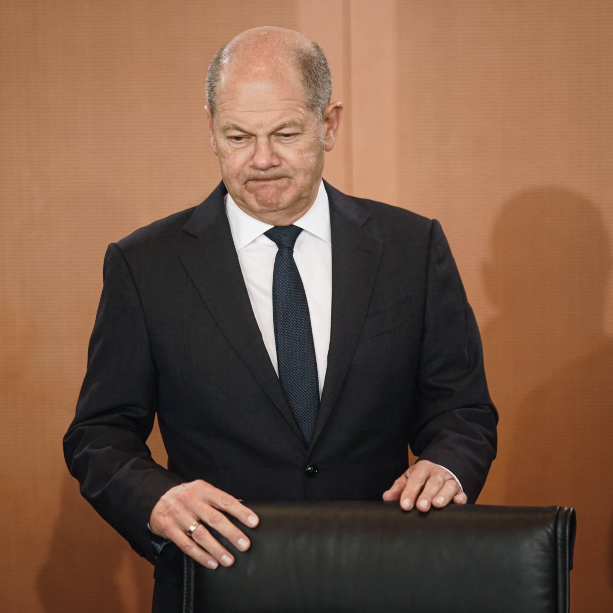 adviseurs bondskanselier scholz zien 0 2 procent krimp in 2023