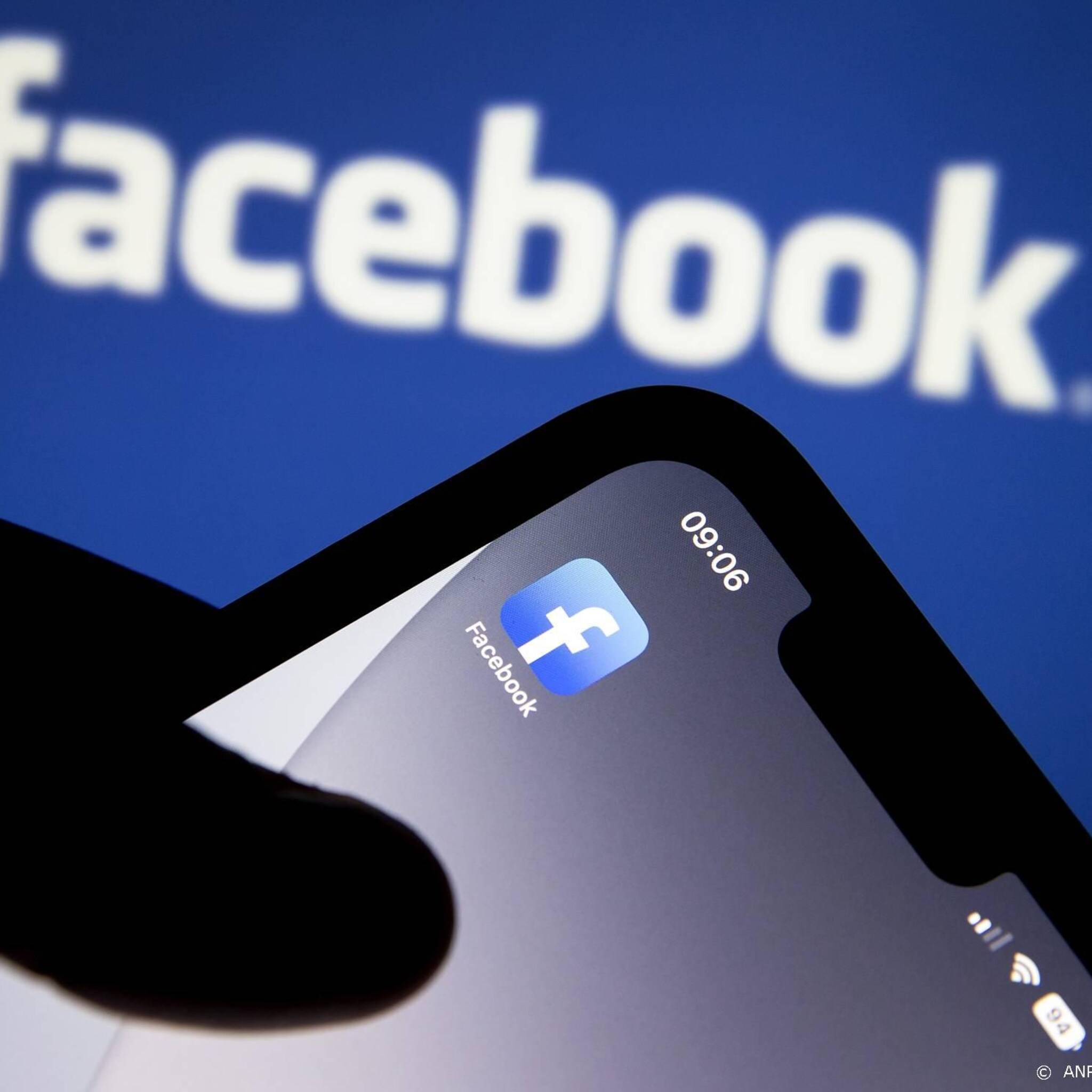 facebook moeder schrapt wereldwijd een op de acht banen