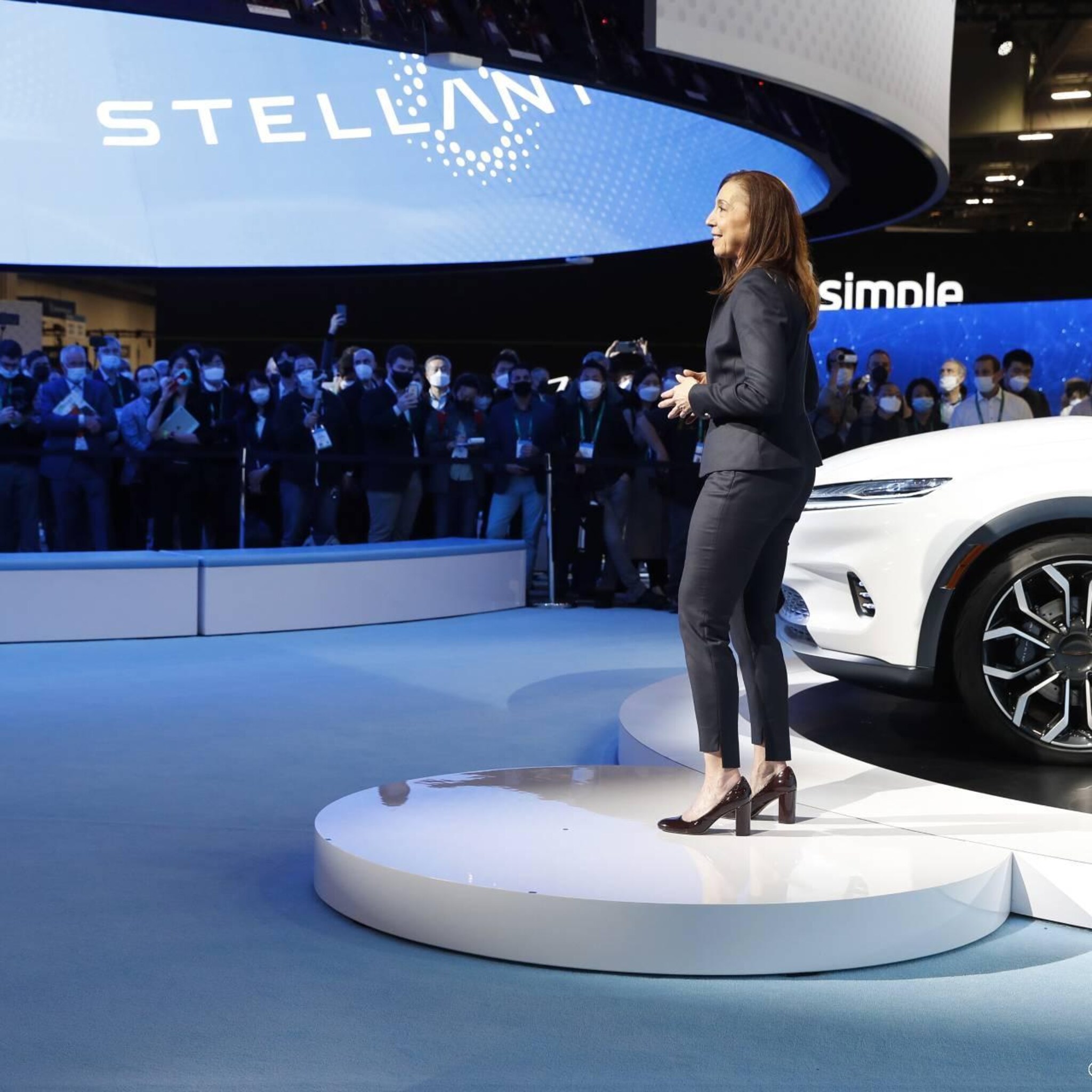 autoconcern stellantis schort advertenties op twitter ook op