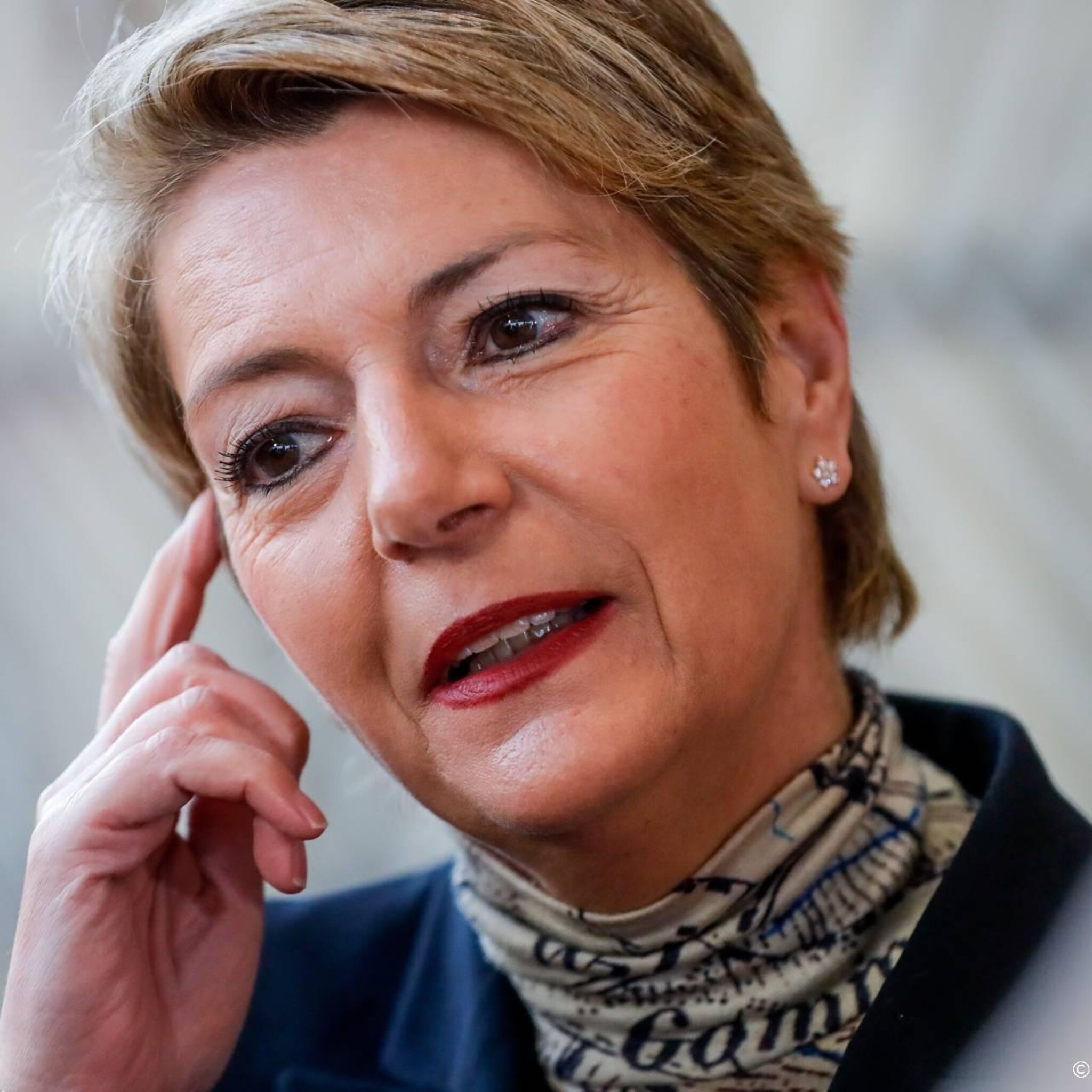 zwitserse minister economisch moeilijke jaren op komst