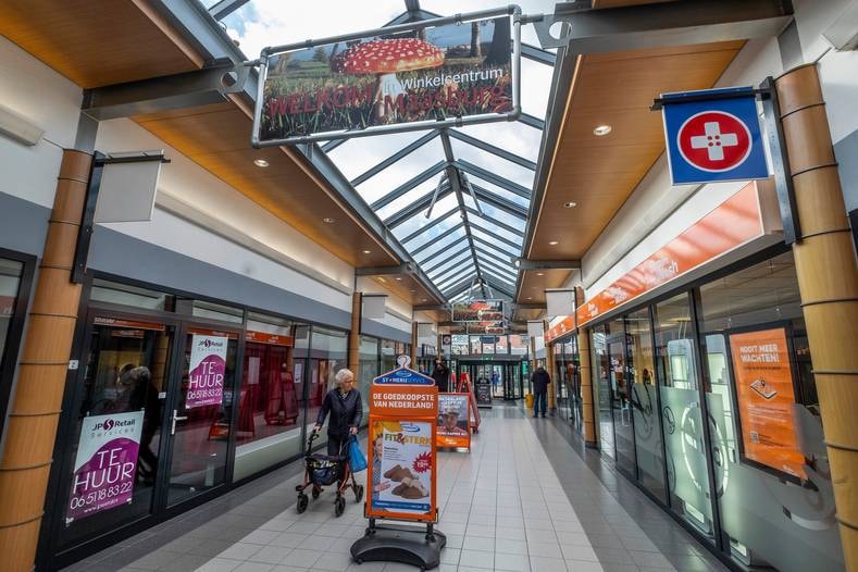 In het centrum van Cuijk staan inmiddels meer dan vijftien winkelpanden leeg. Foto: Theo Peeters