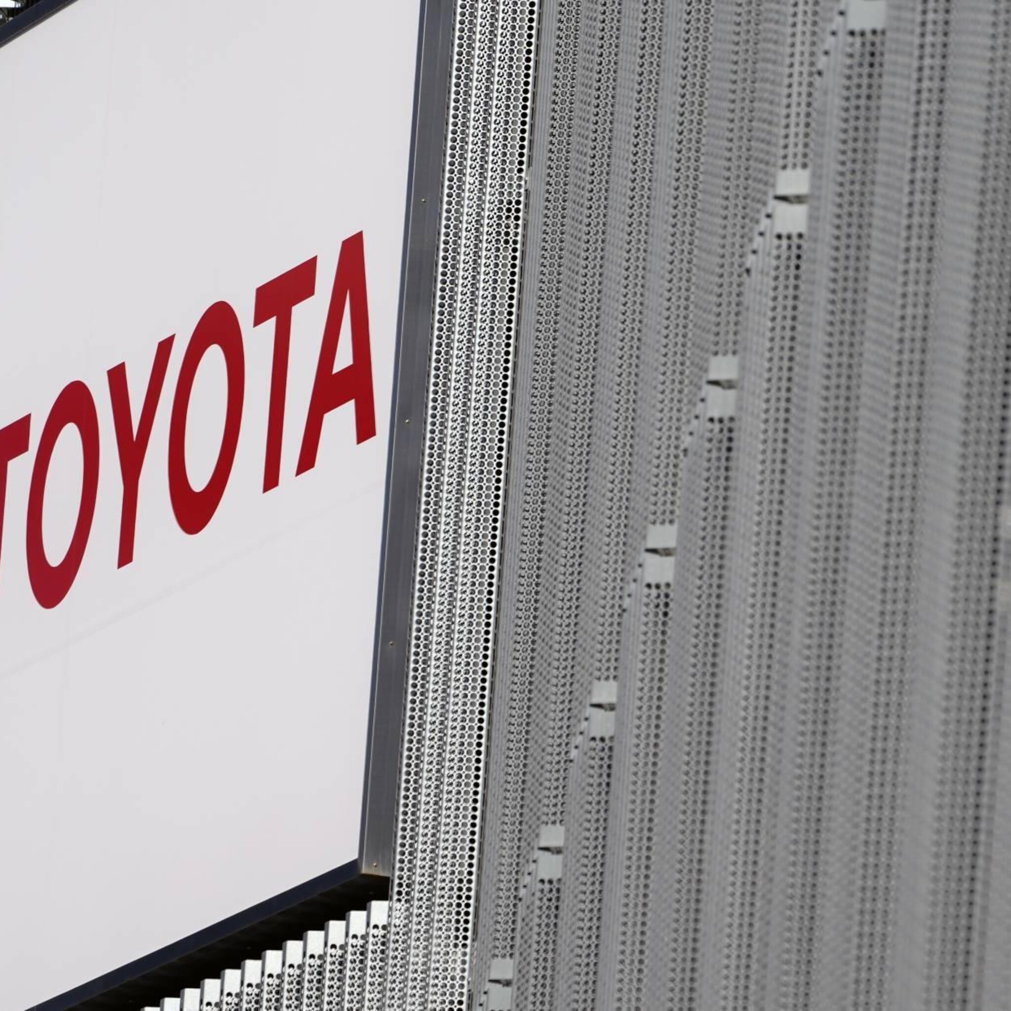 flink meer nieuwe personenauto s verkocht in oktober