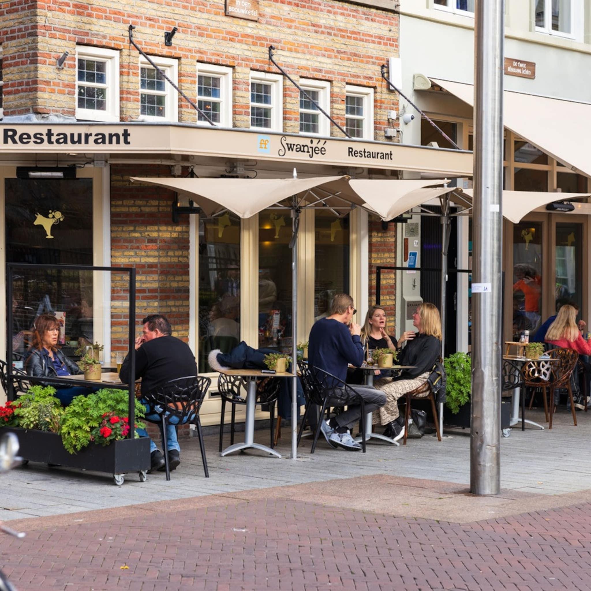 energietoeslag op je restaurantbon of duurdere gerechten horeca hoopt op begrip van klanten