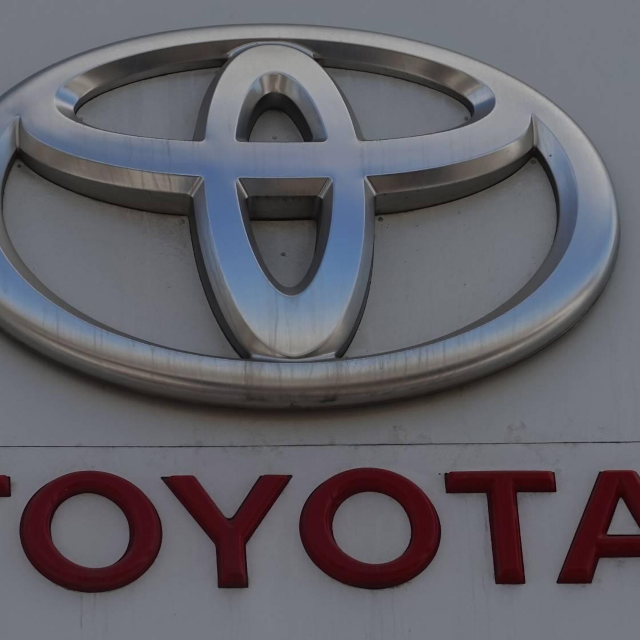 toyota houdt zorgen over tekorten chips en onderdelen