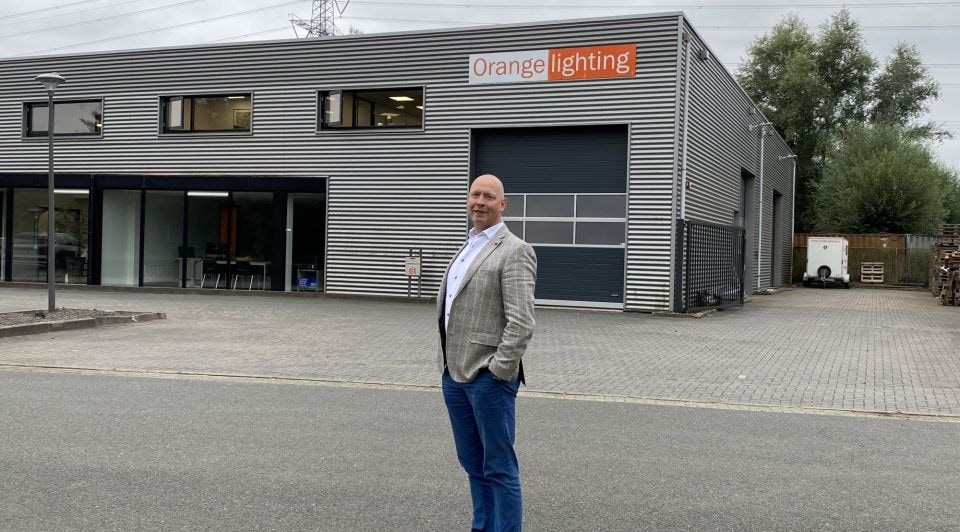 Orange Lighting viert dit jaar een tweede lustrum. Herold Tinnemeier staat als directeur aan het roer van de organisatie.