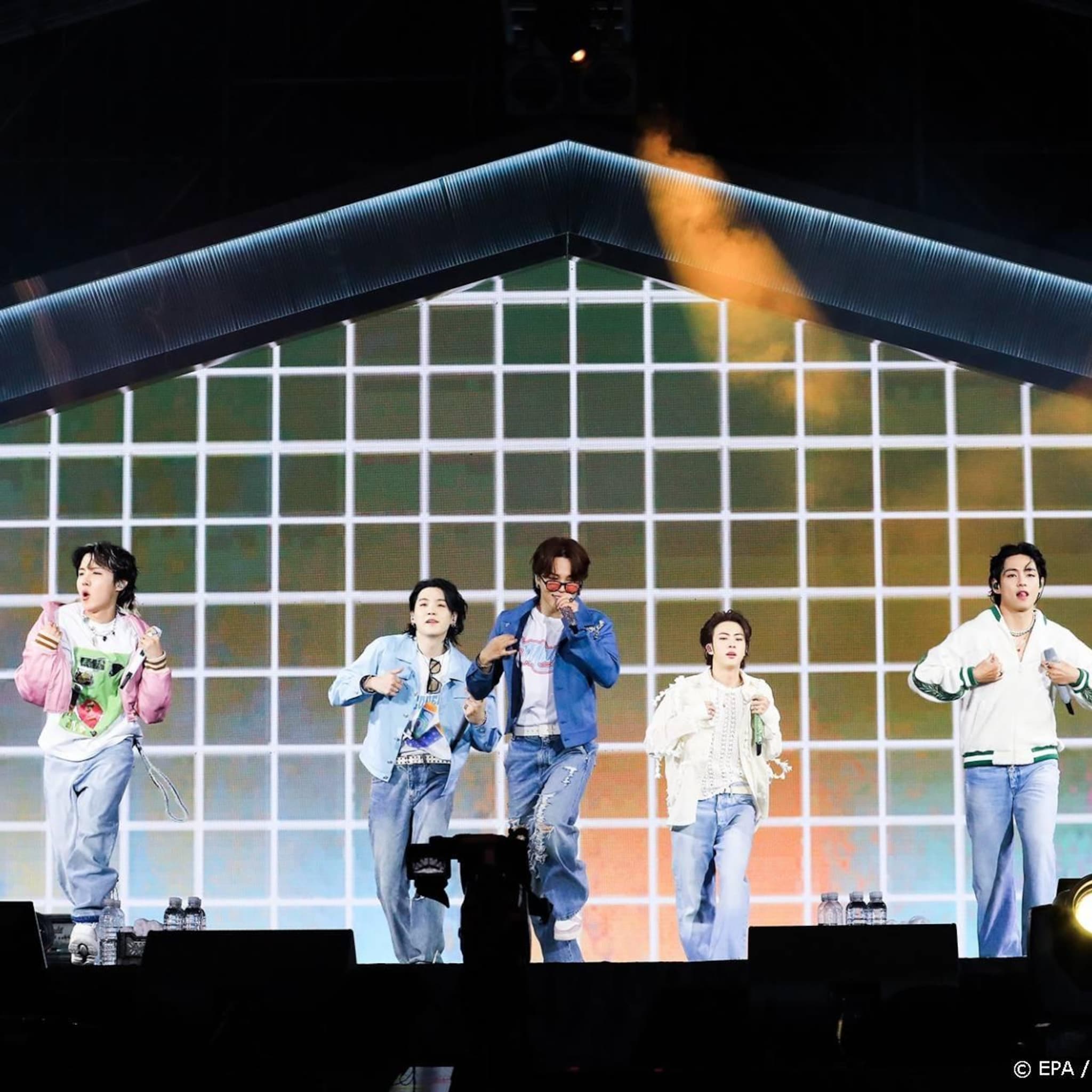 muzieklabel umg verdient goed aan bands als bts en blackpink