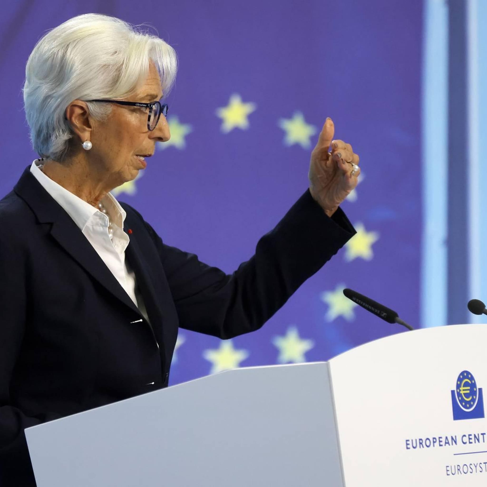 ecb verhoogt rente opnieuw fors in strijd tegen hoge inflatie lagarde we zijn nog niet klaar
