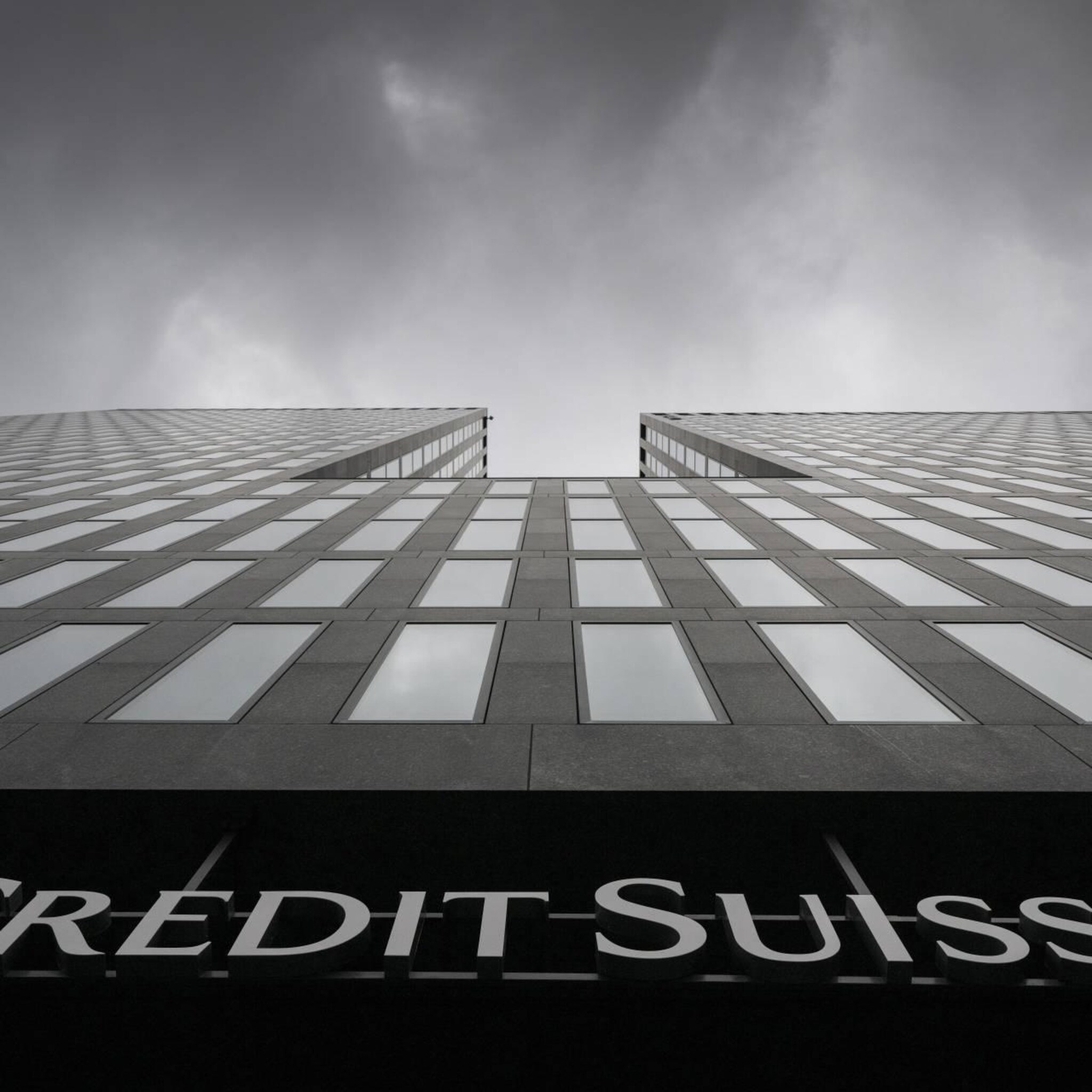 credit suisse schrapt 9000 banen bij grote reorganisatie