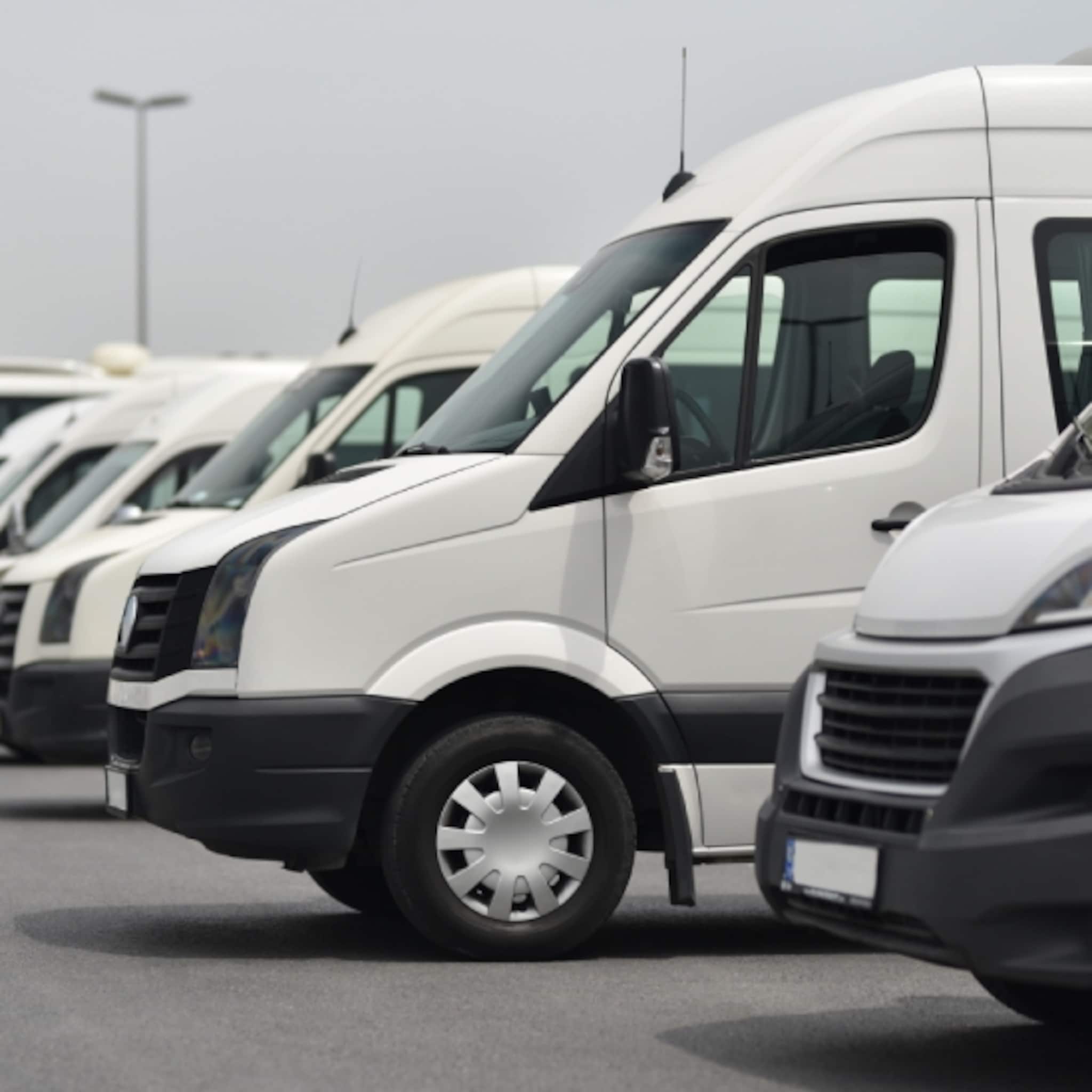 dalende vraag bestelbusjes drukt verkoop bedrijfswagens
