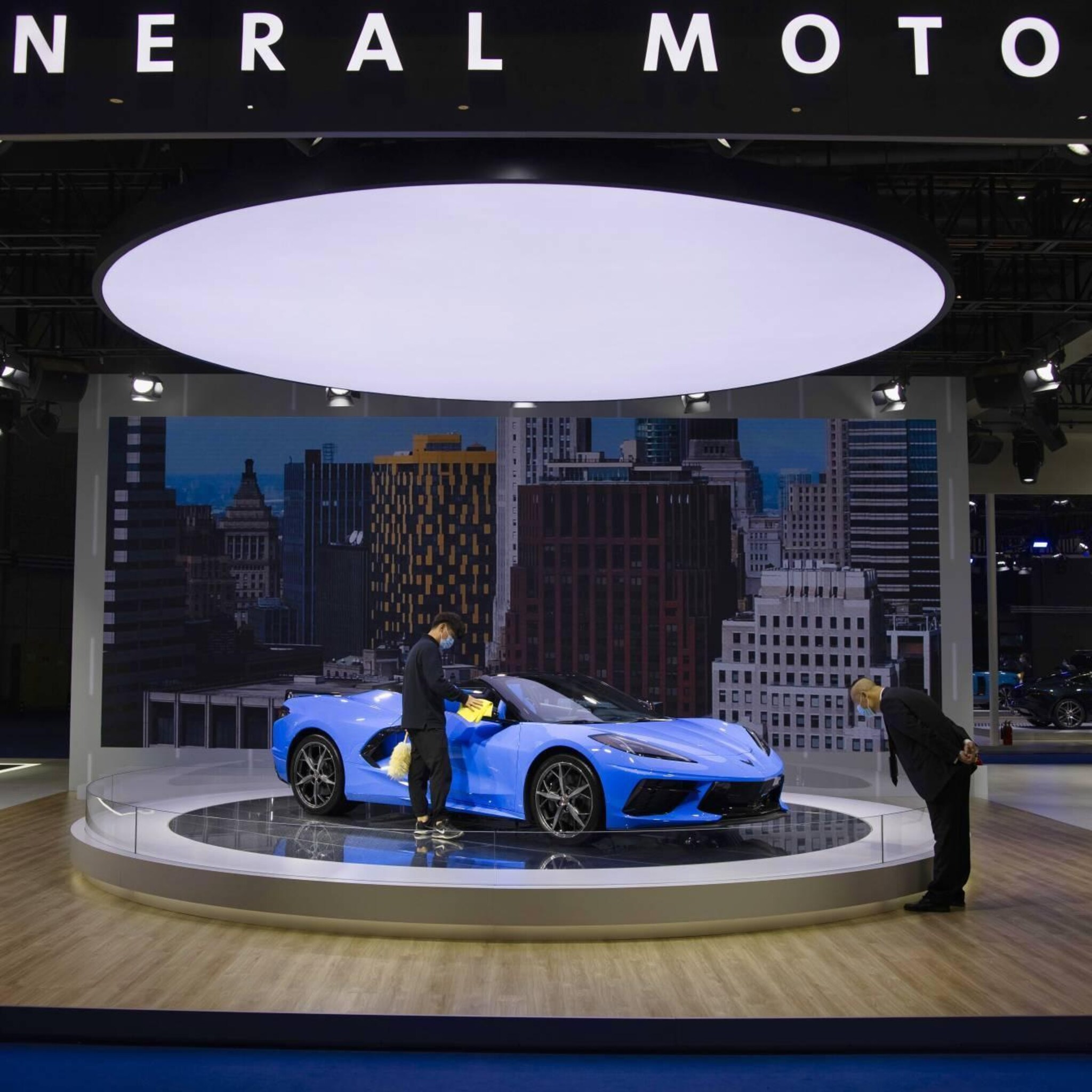 elektrische auto s stuwen omzet general motors naar recordhoogte