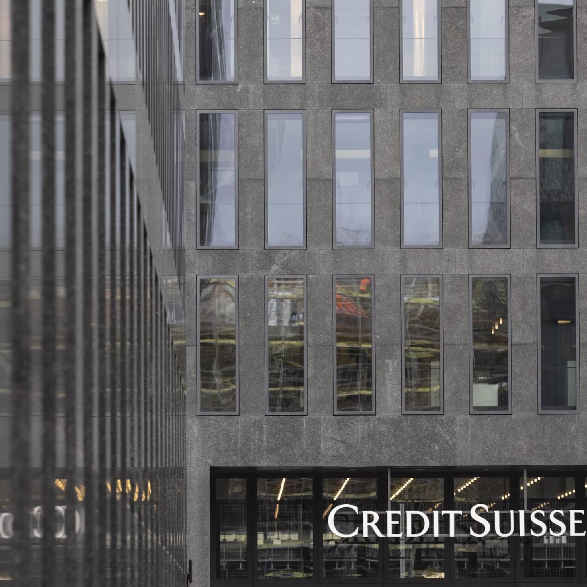 credit suisse treft grote schikking in franse witwaszaak