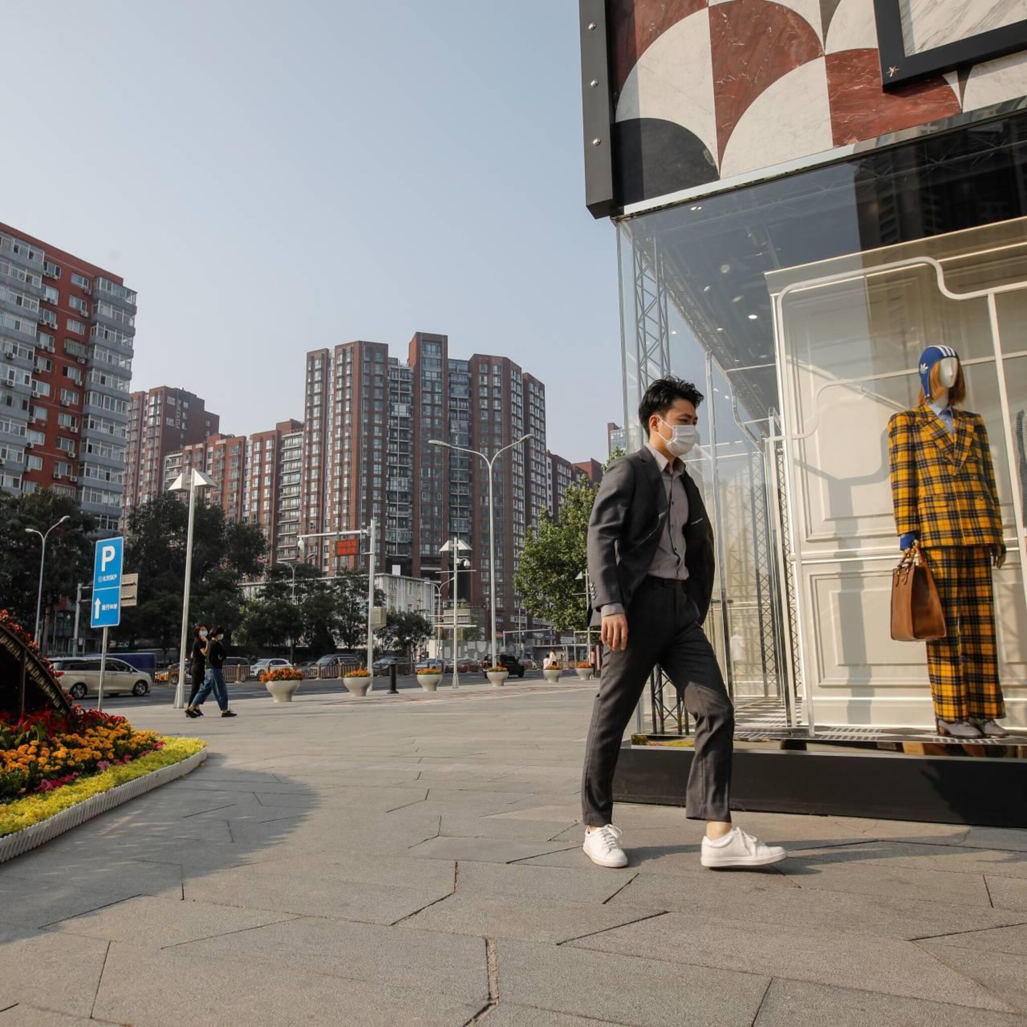 groei chinese economie trekt aan maar werkloosheid neemt toe