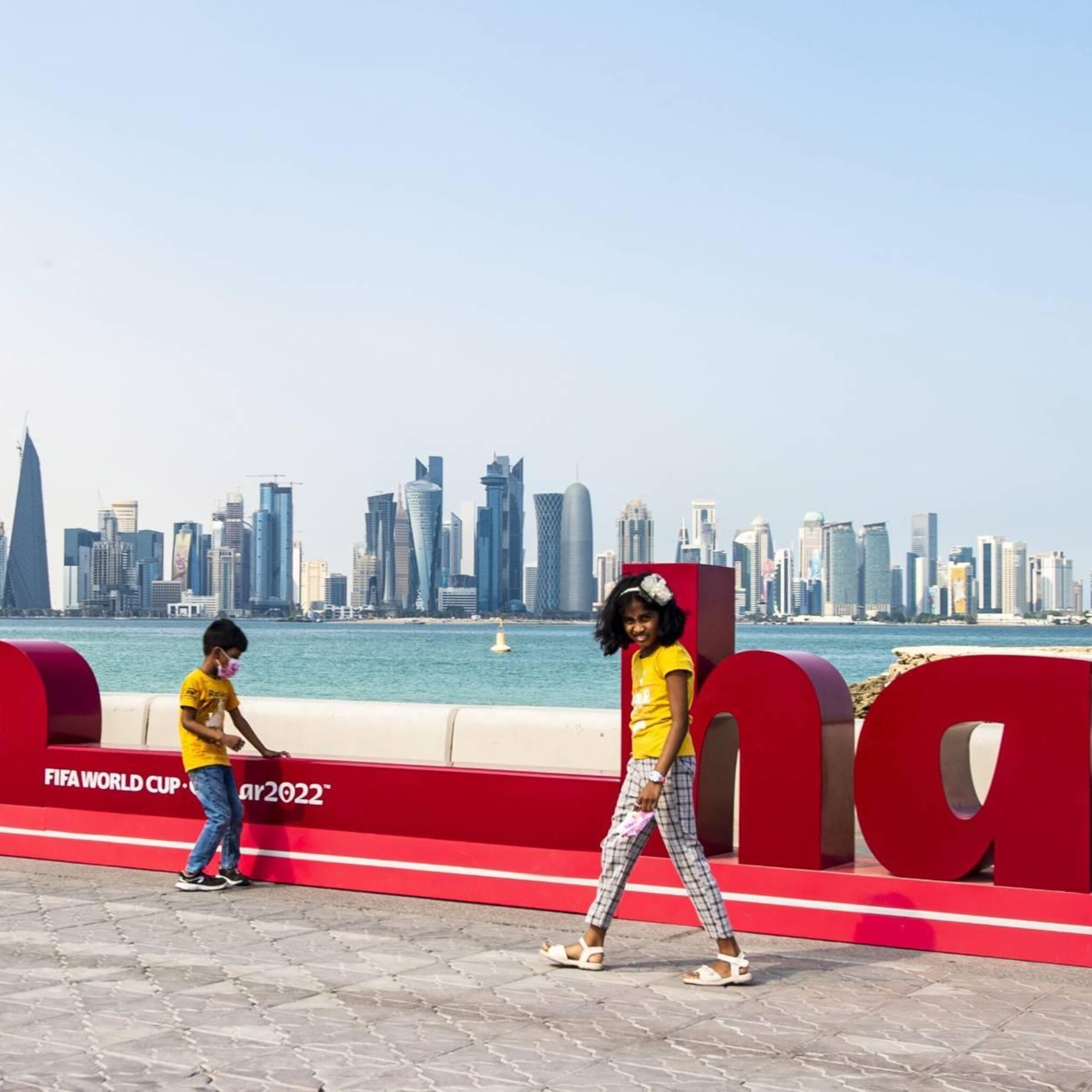sponsoren en supers voorzichtig met reclames rond wk in qatar