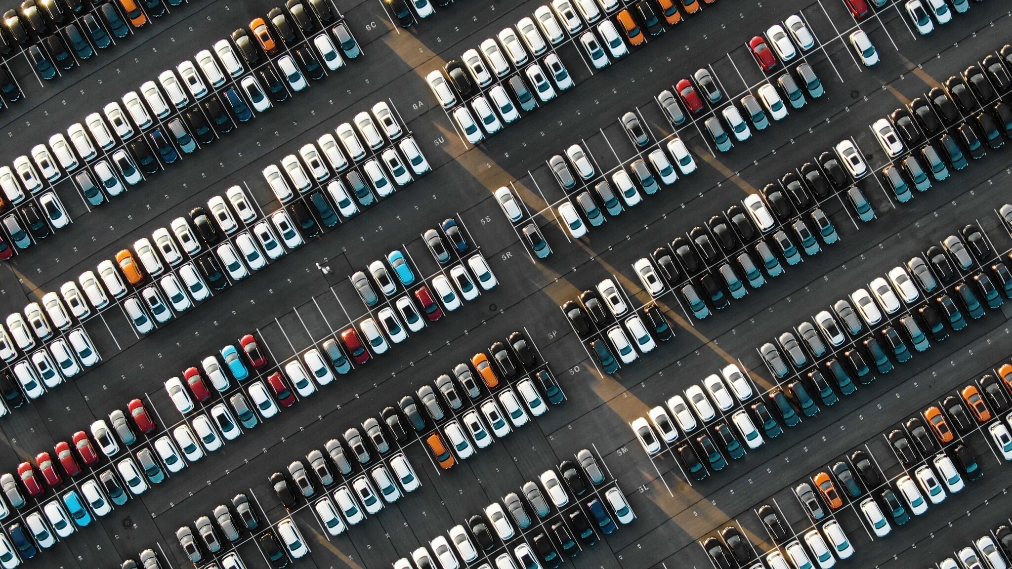 autobranche denkt dat autoverkopen volgend jaar licht aantrekken