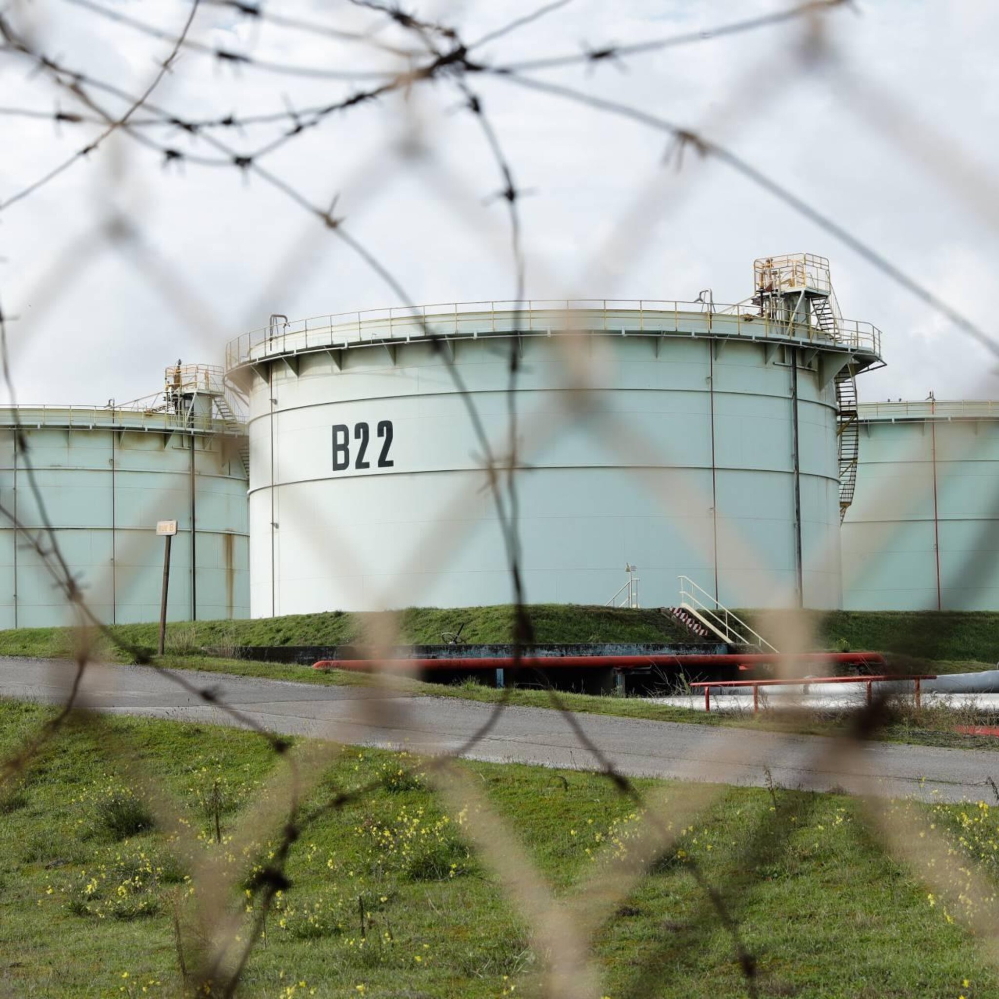 staking bij een franse raffinaderij voorbij elders nog wel acties