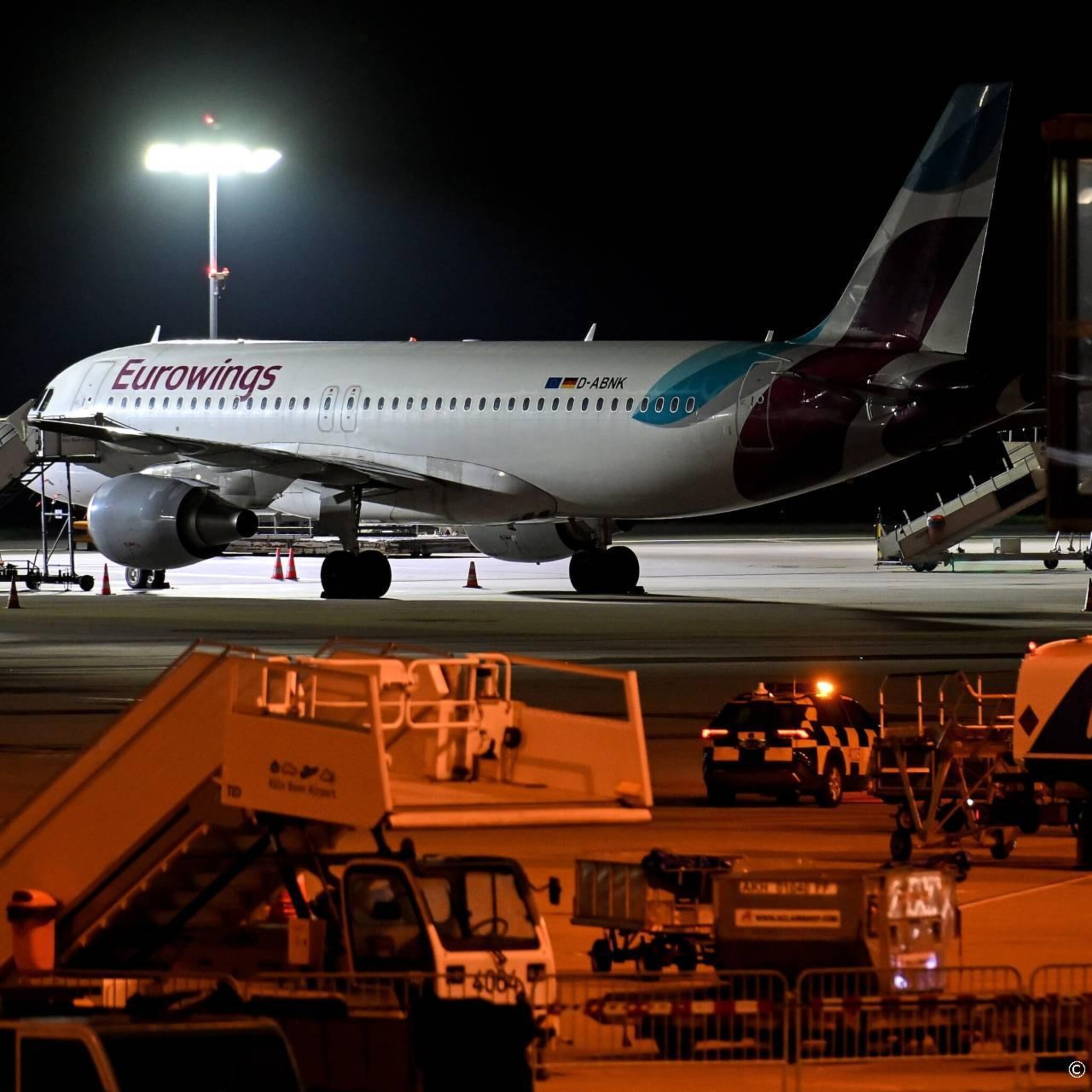 eurowings draait uitbreidingsplannen terug om stakingen