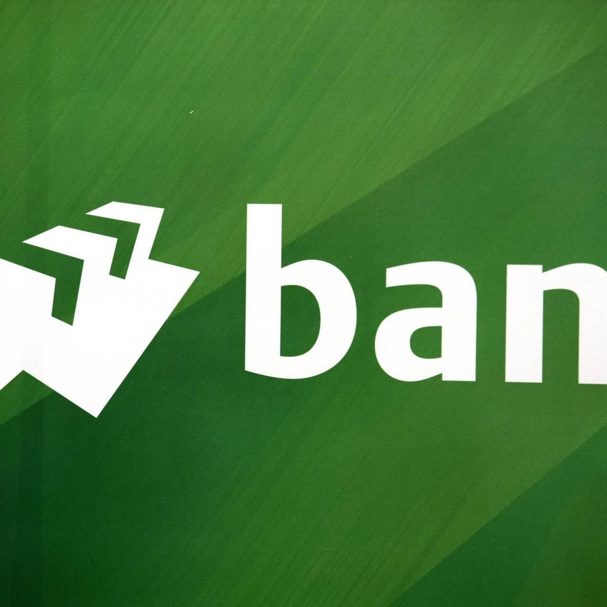 bam keihard onderuit op beursplein 5 na inval door fiod en om