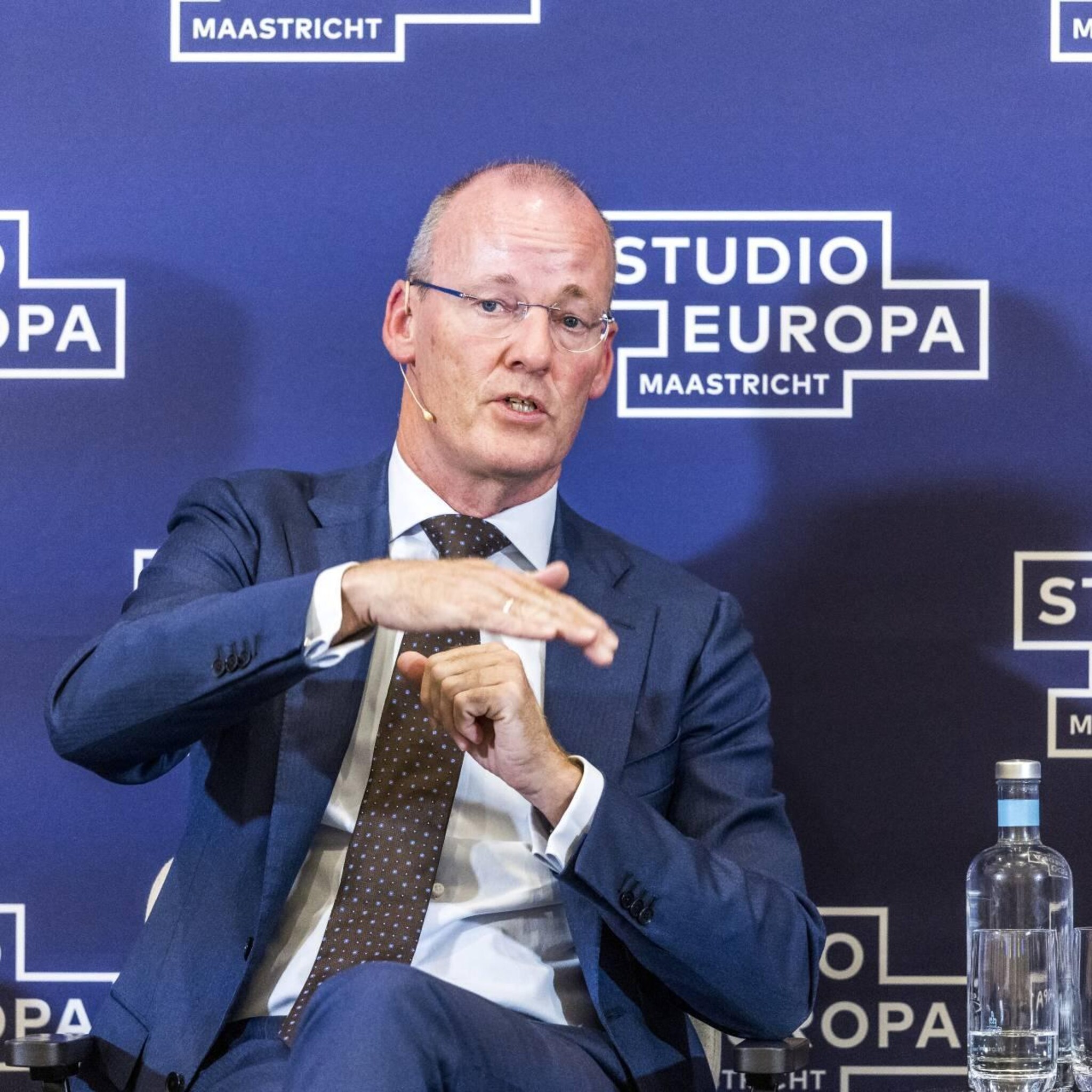 knot we moeten waakzaam zijn voor loon prijsspiraal