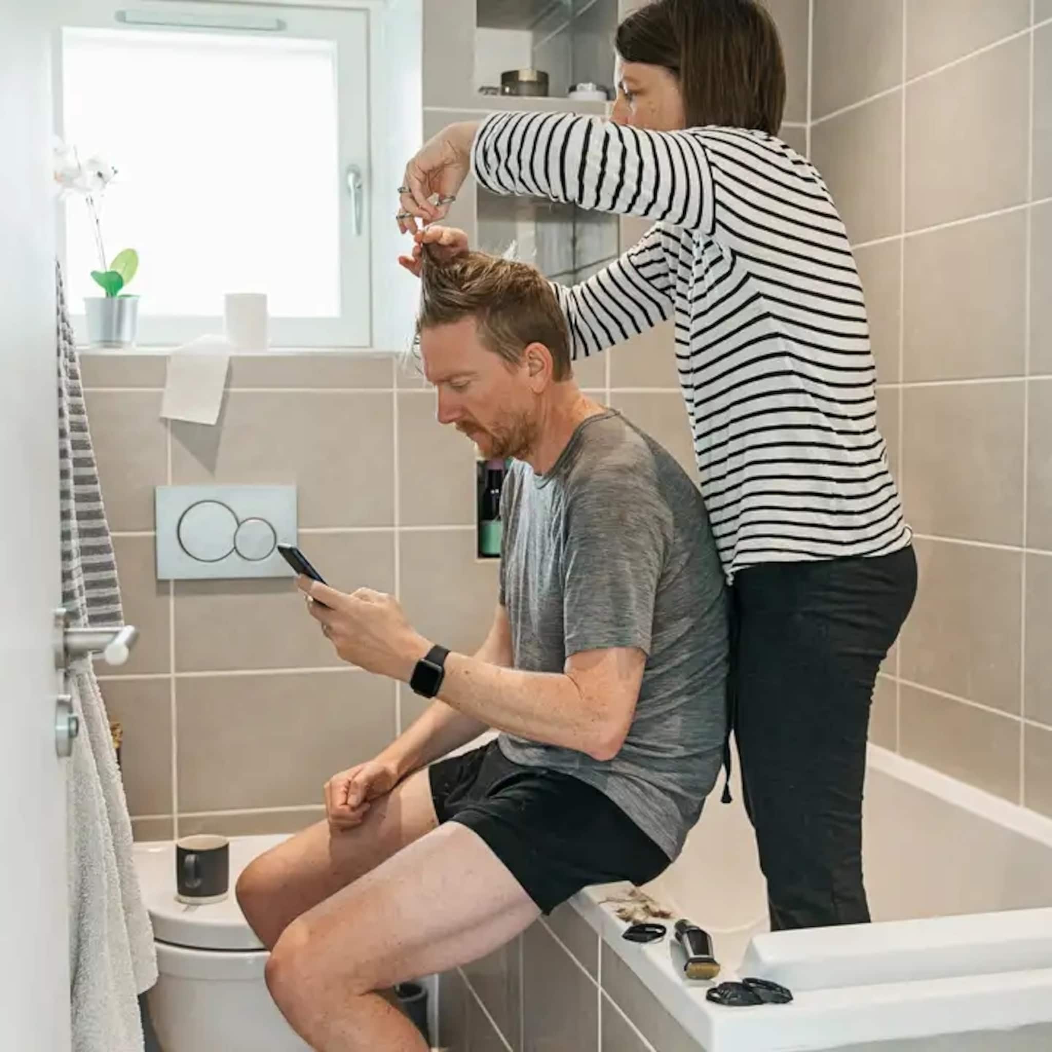kappers willen door knippen ondanks oplopend aantal coronabesmettingen