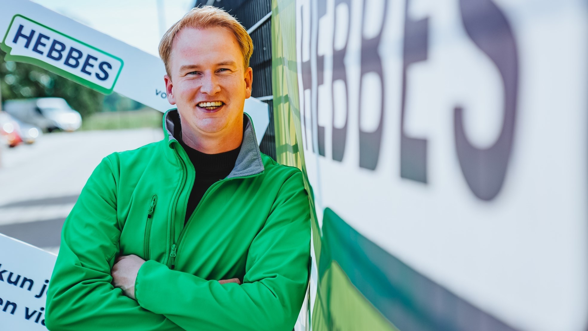 Thijs Kennes bij Hebbes, een soort lokale bol.com. Foto: Joris Knapen
