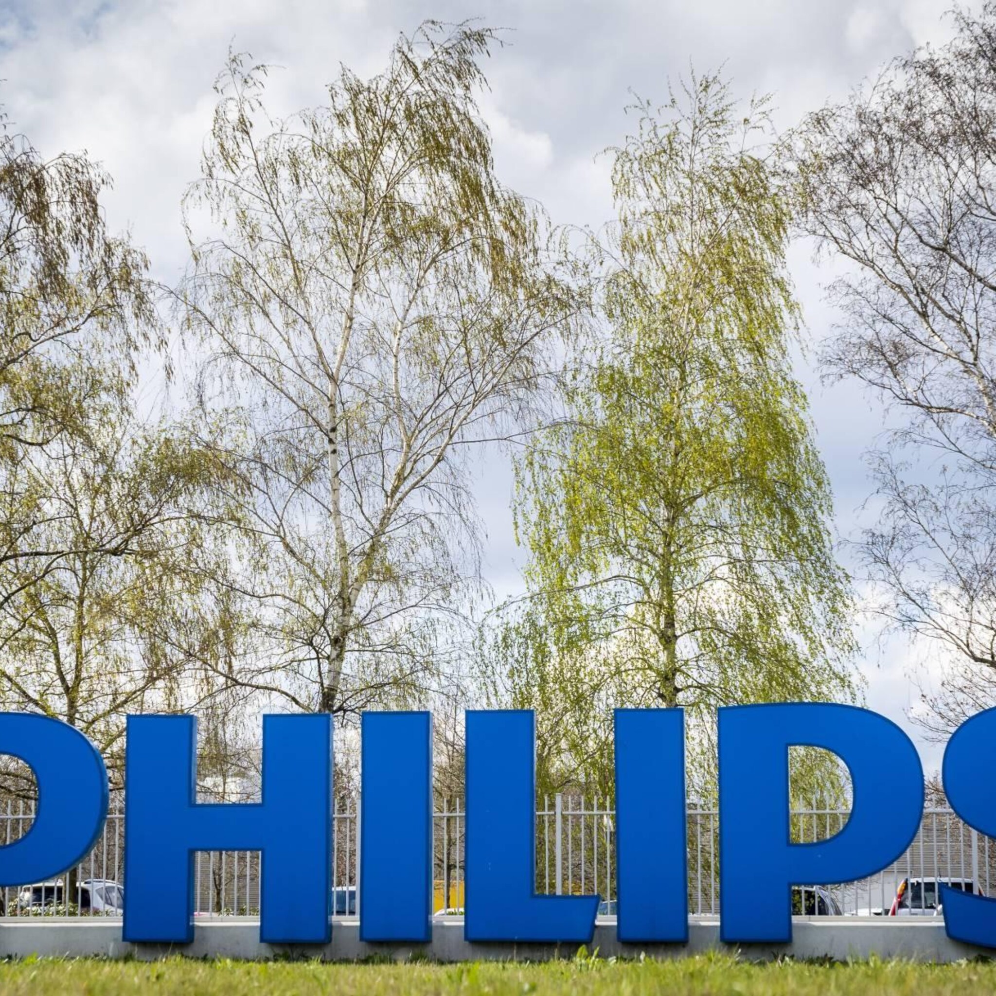 philips keldert in lagere aex na winstwaarschuwing