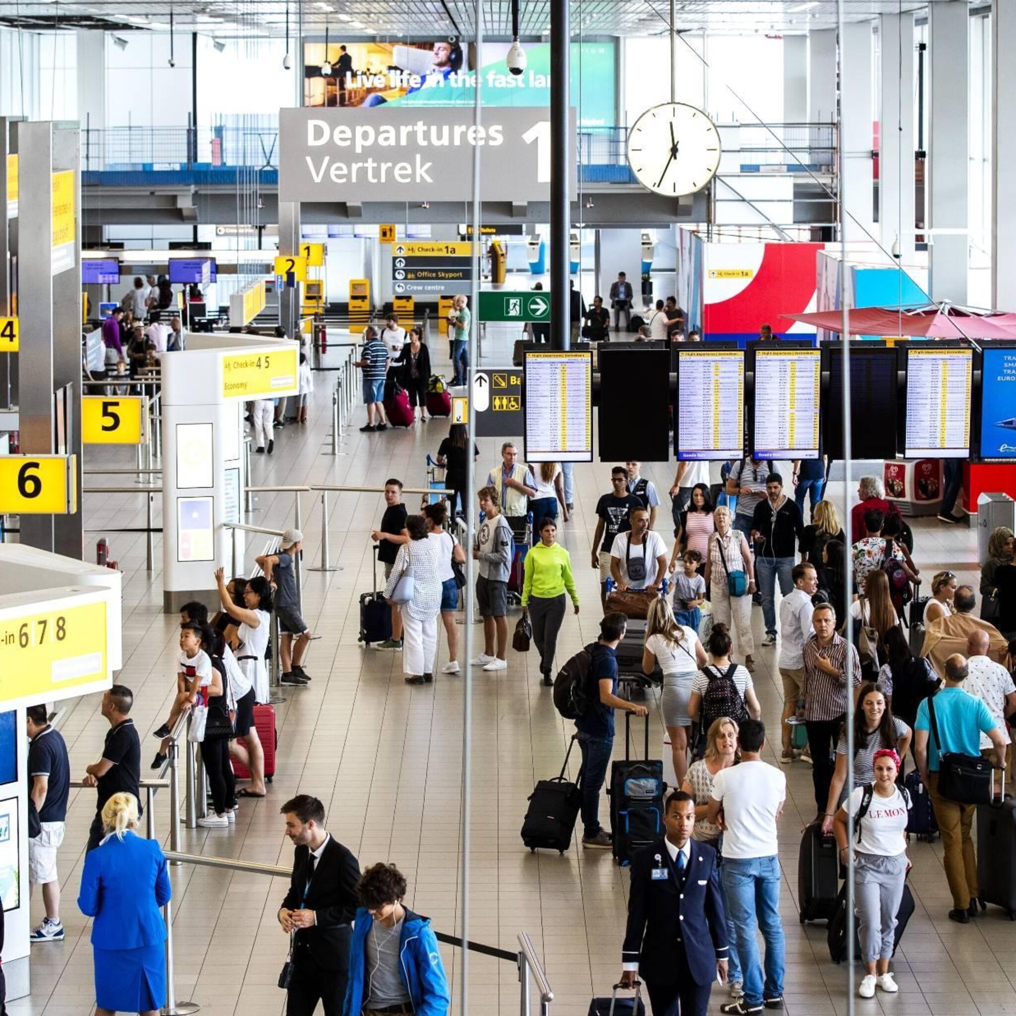 schiphol verzoek om hulp van leger twee keer afgewezen