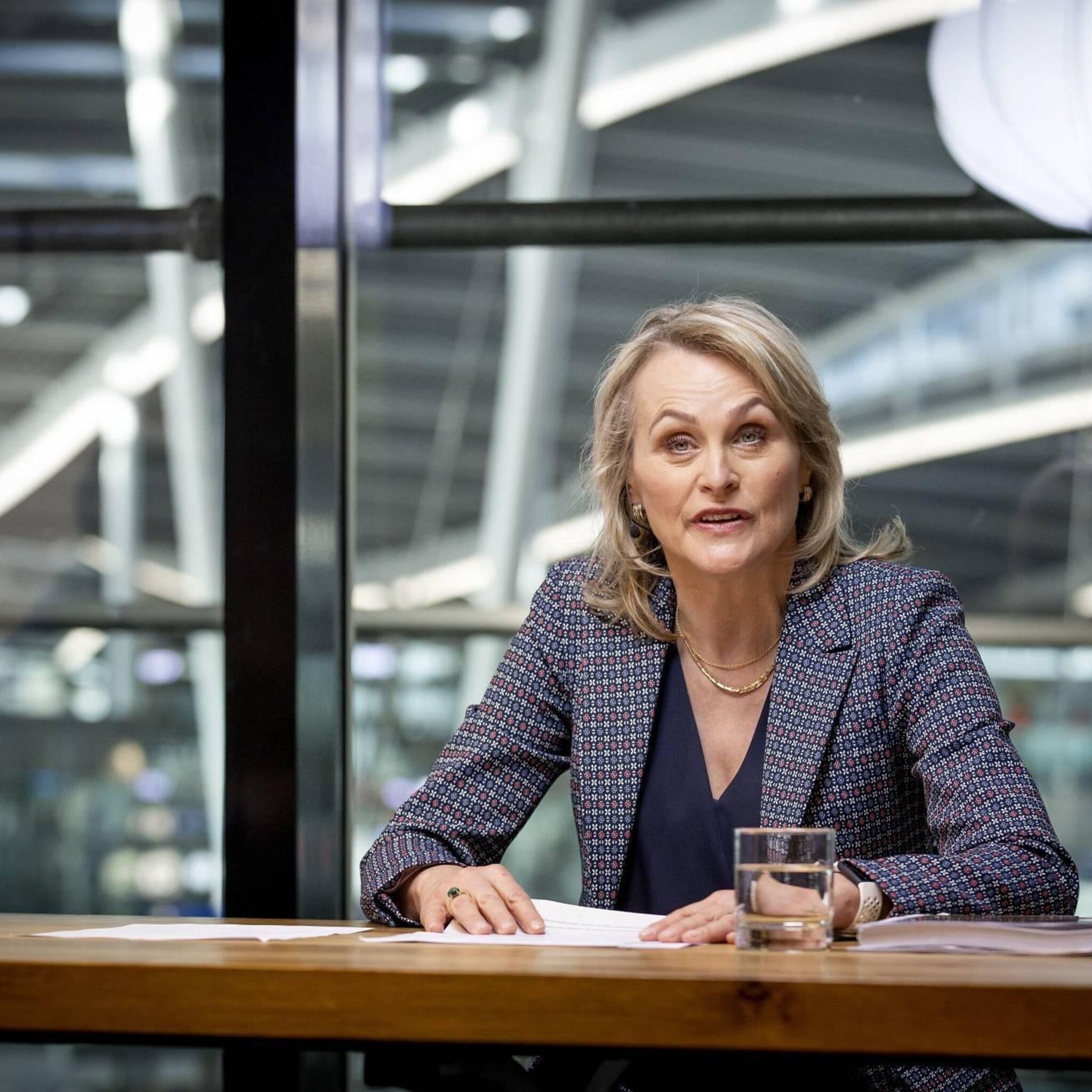 klm topvrouw krimpplan lost probleem niet op