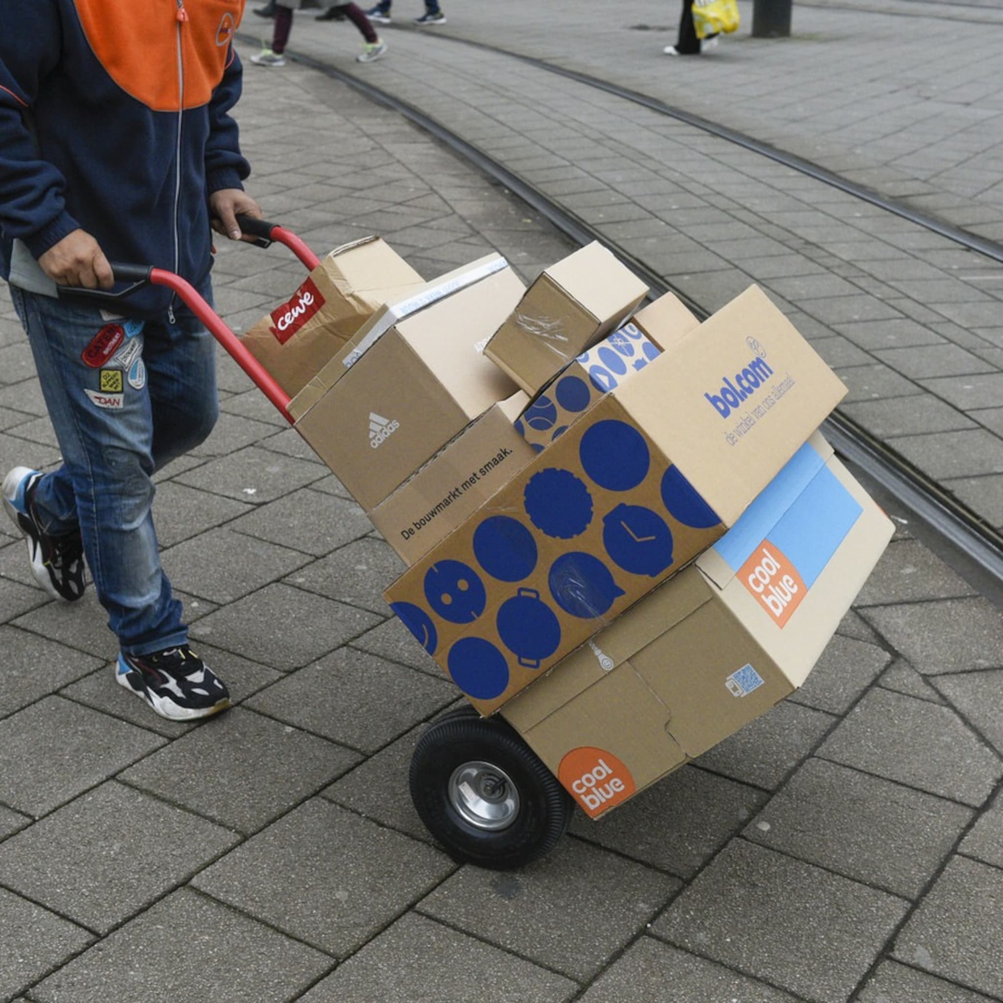 belasting en retourkosten moeten einde maken aan bezorggekte