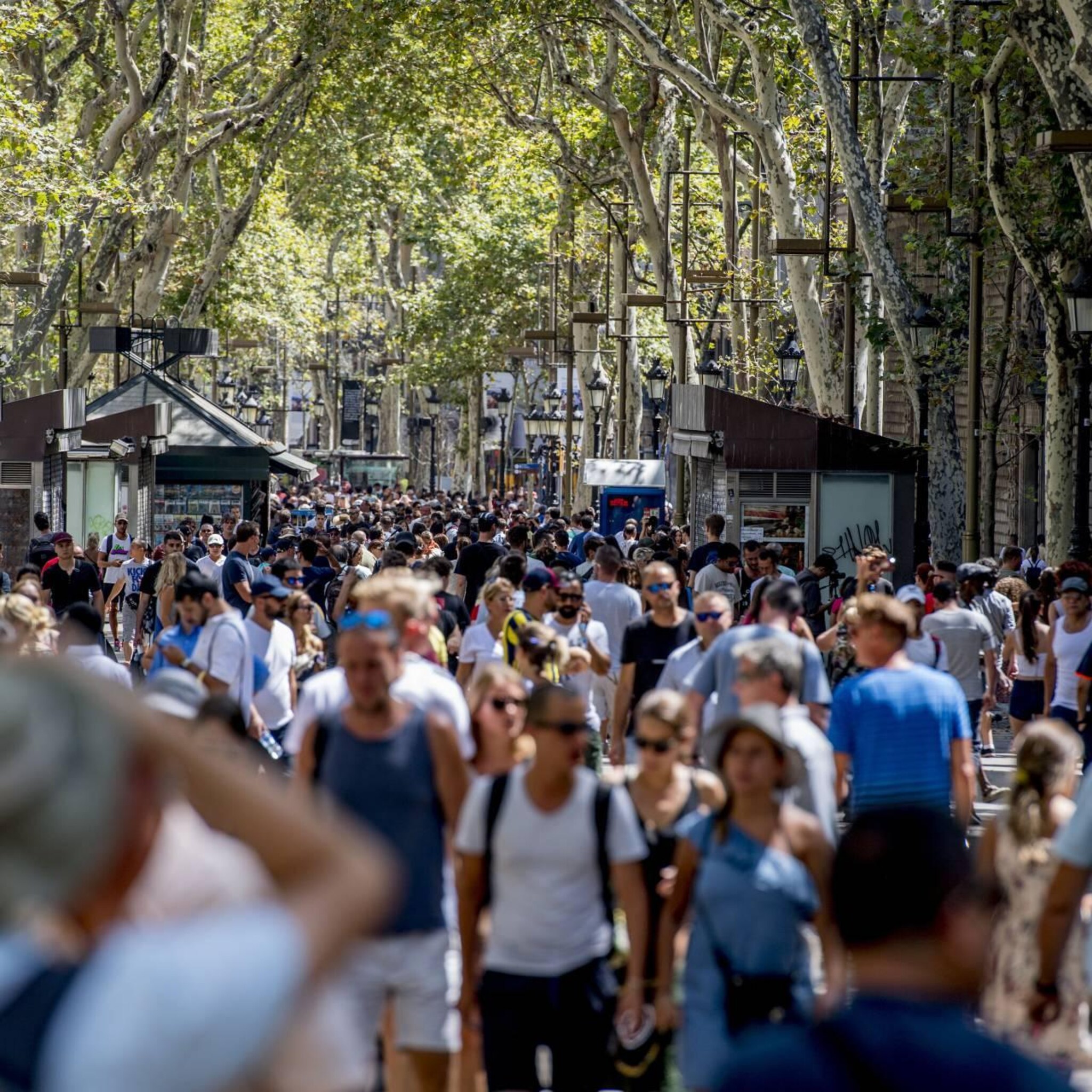 ing herstel van het spaanse toerisme vertraagt