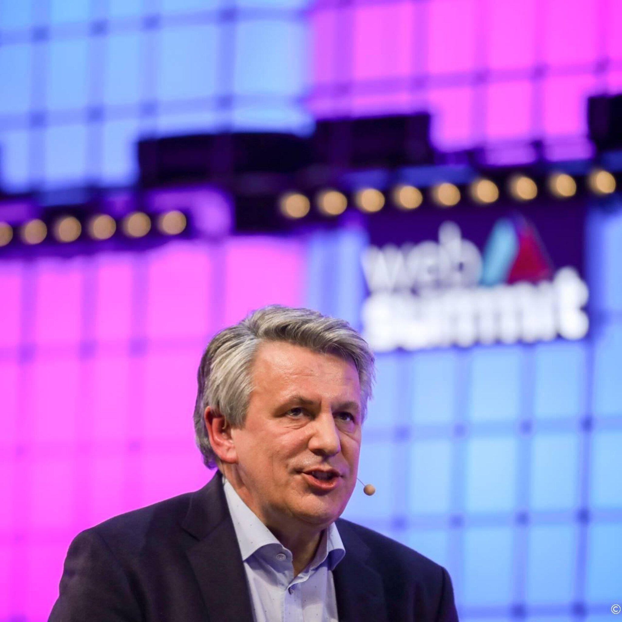 shell baas energieproducenten belasten om armsten te helpen