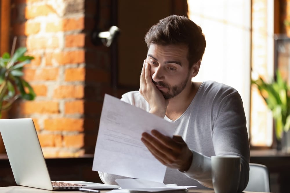 Ondernemers worden geconfronteerd met hoge rekeningen. Welke gaan ze betalen en welke niet? Foto: Shutterstock