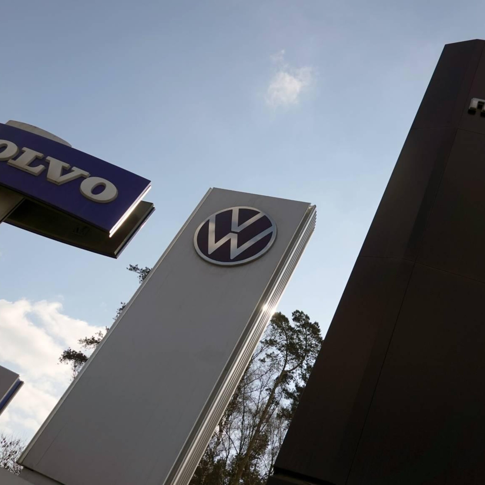 verkoop nieuwe personenauto s blijft achter bij vorig jaar