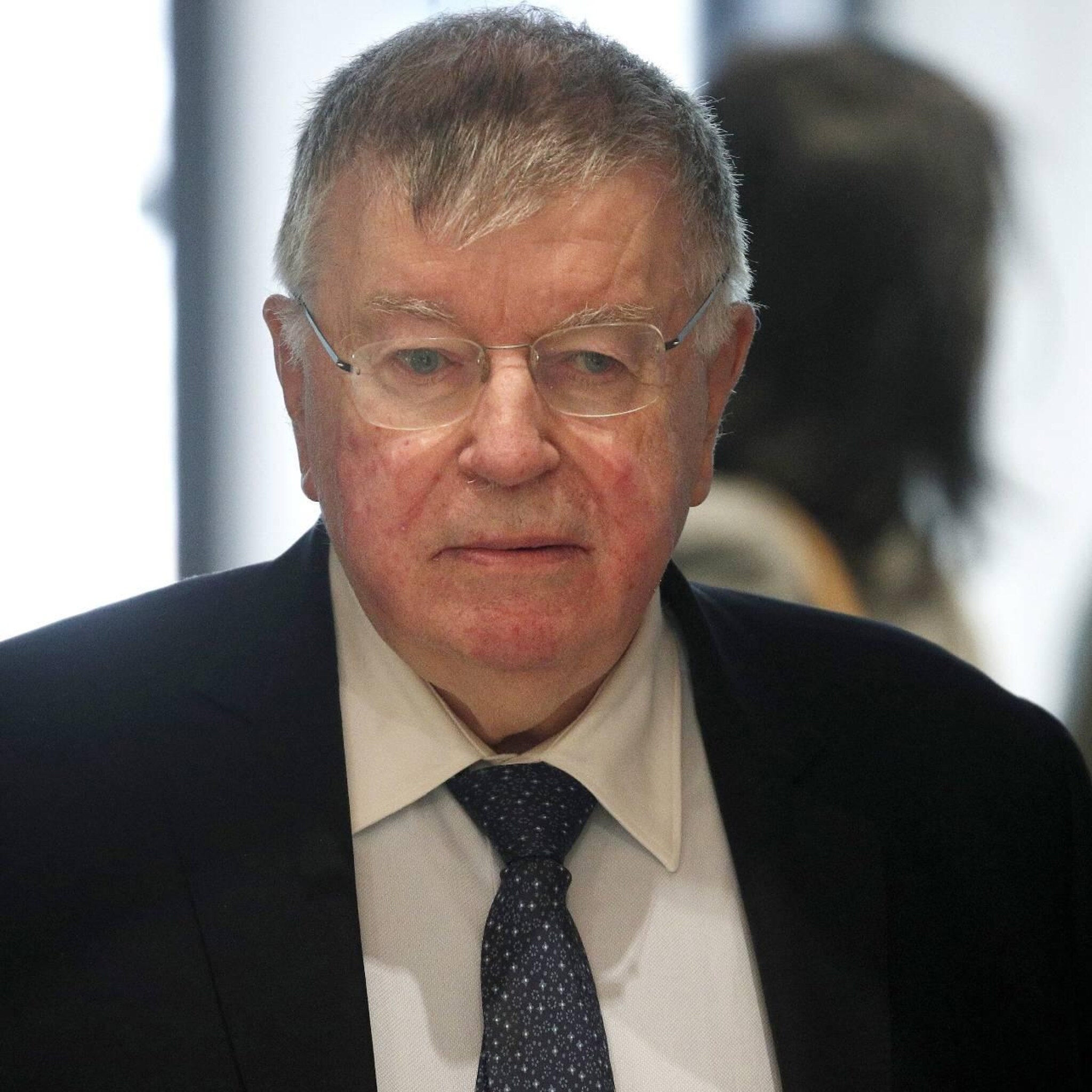 straf oud topman telecombedrijf om reeks zelfmoorden verlaagd