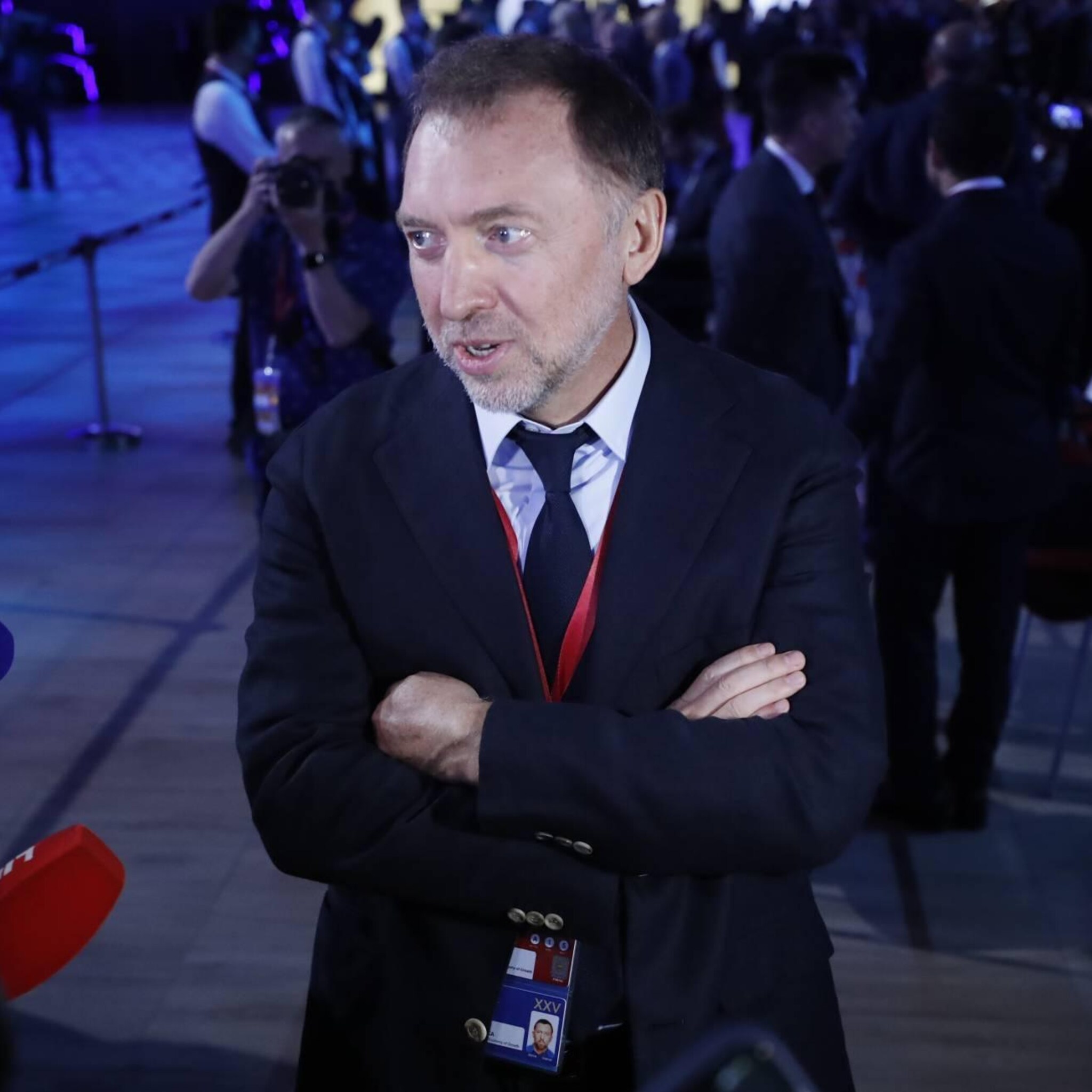 russische oligarch deripaska aangeklaagd om schenden sancties vs