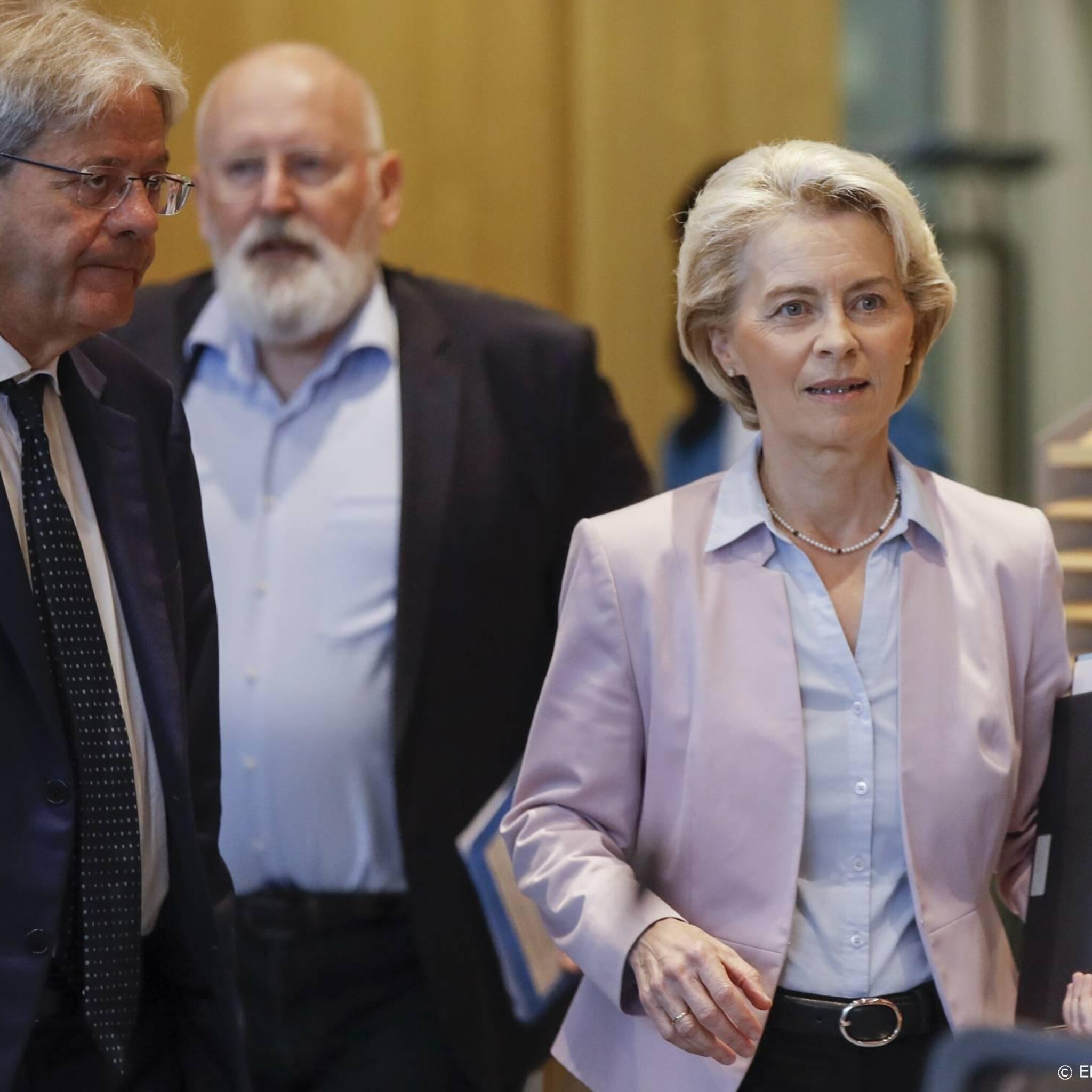 economisch vertrouwen eu weer flink omlaag