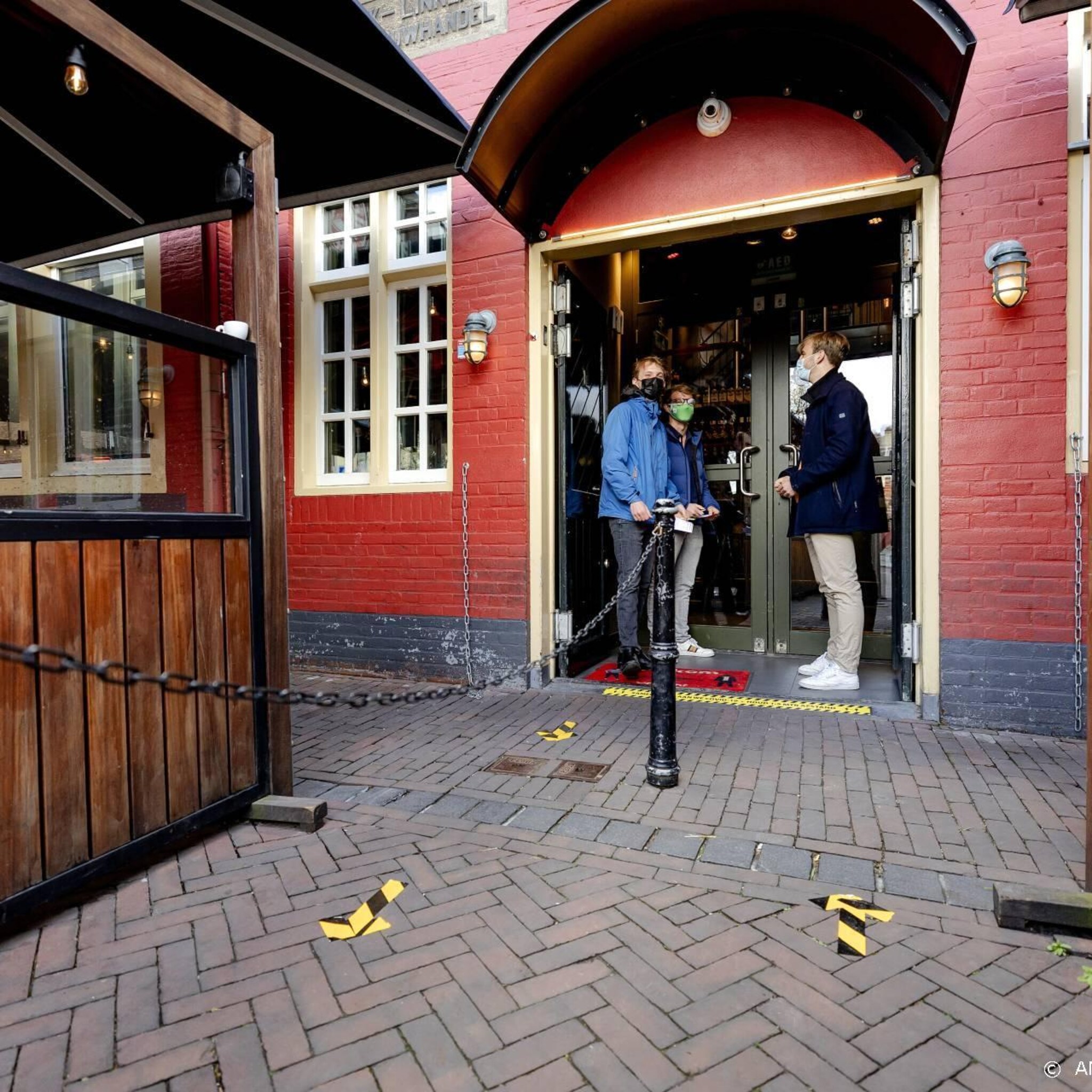 zitting in bodemprocedure khn tegen staat over coronaschade