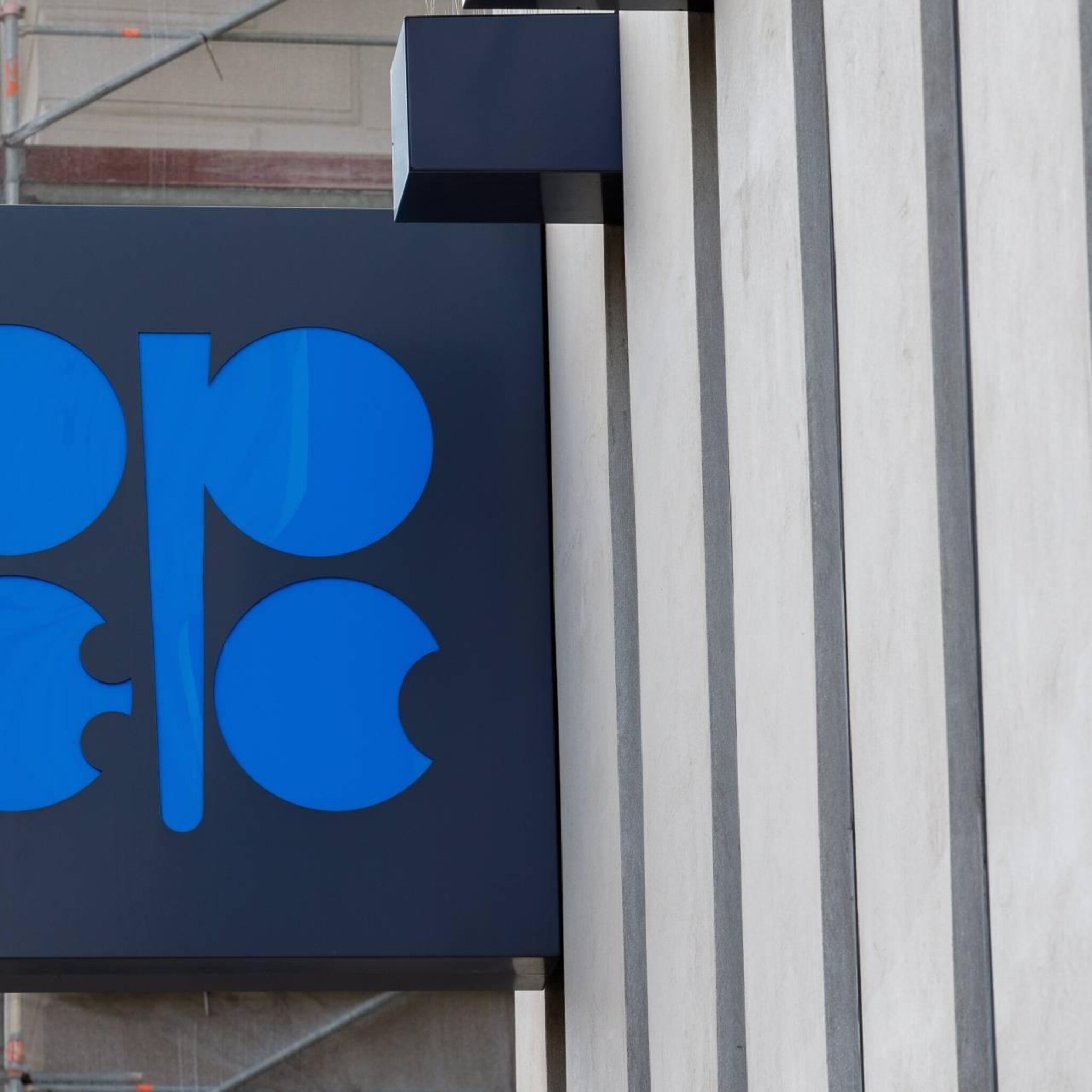 rusland zou aansturen op lagere olieproductie opec landen