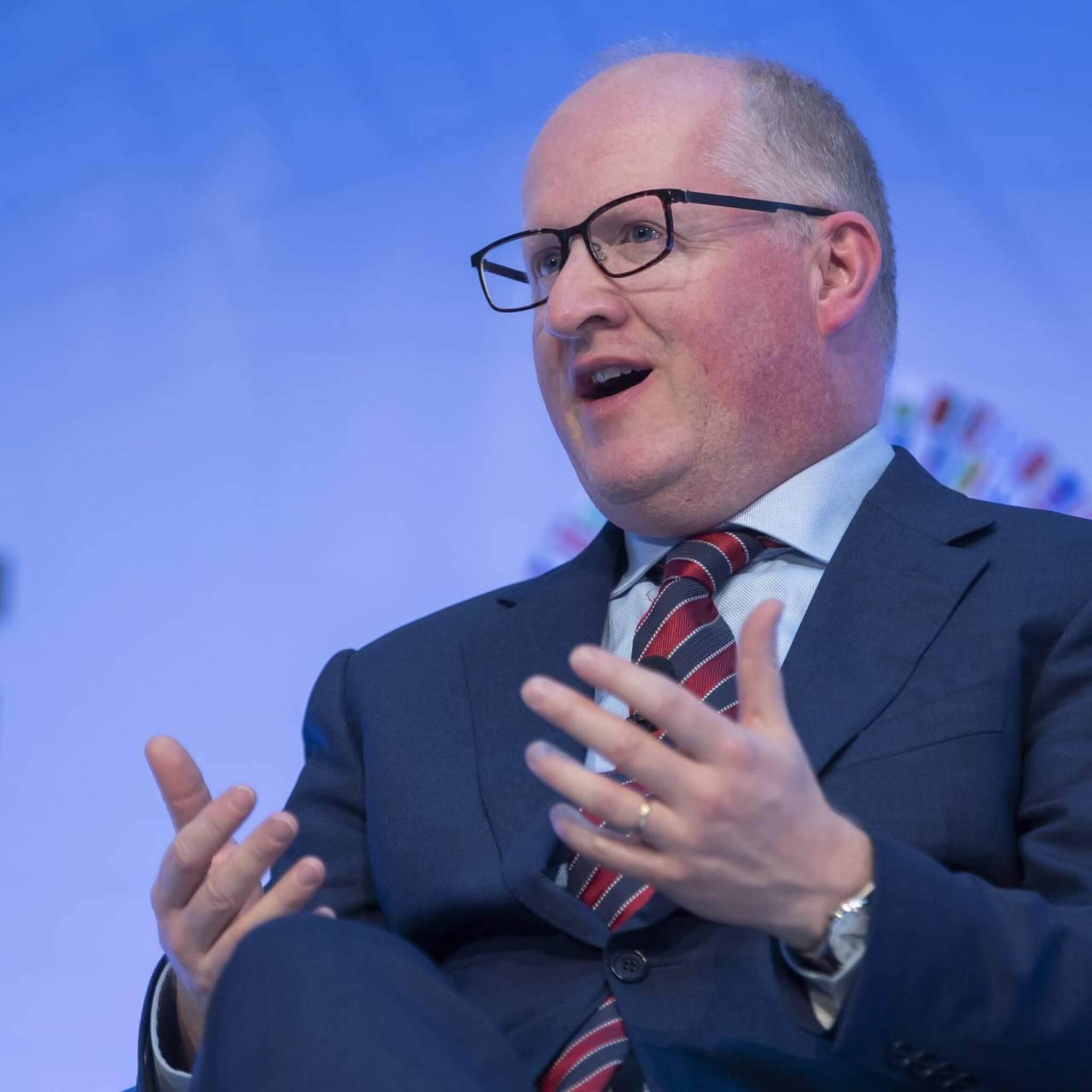 ecb hoofdeconoom waarschuwt voor loon prijsspiraal