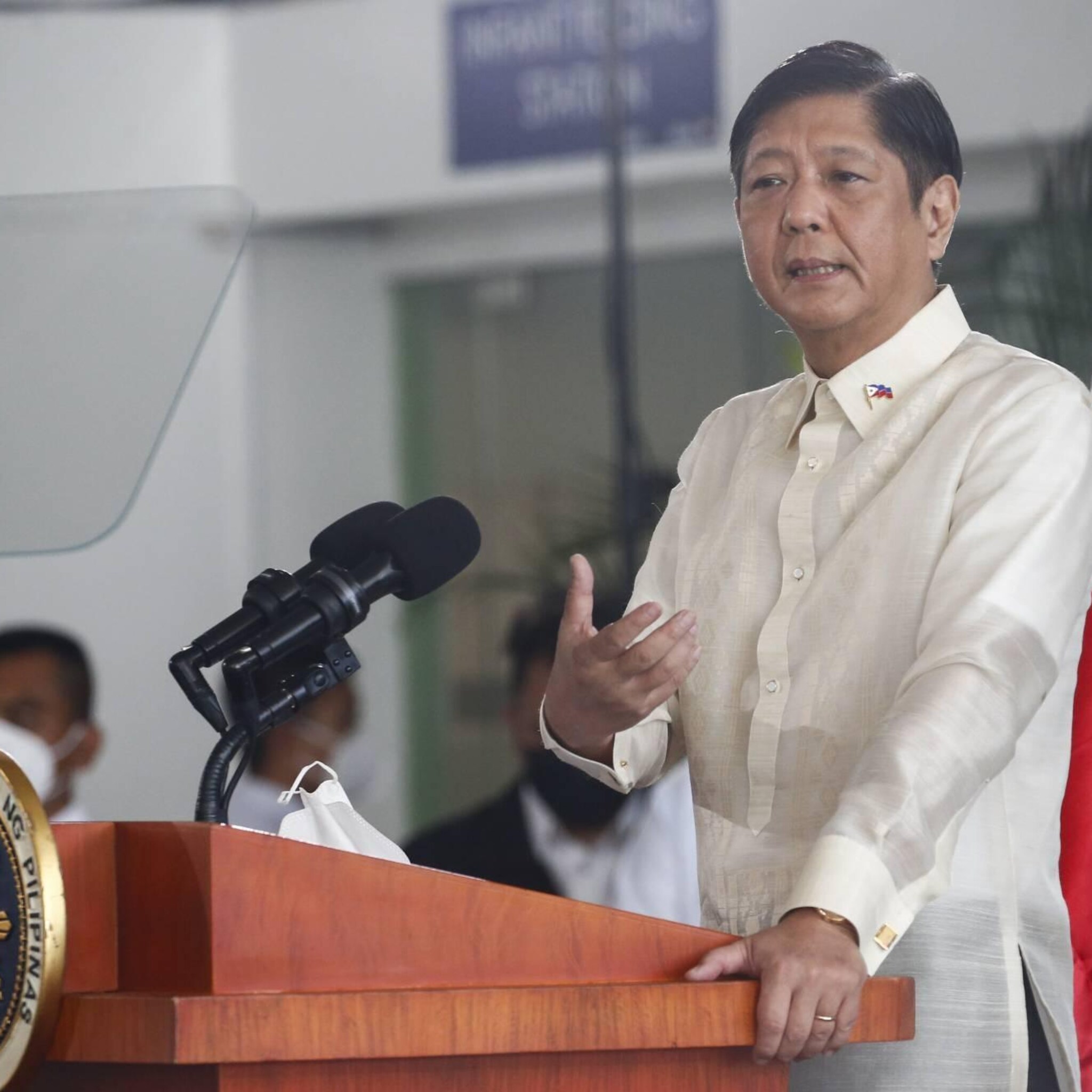 filipijnen staan voor dilemma willen toch russische brandstof