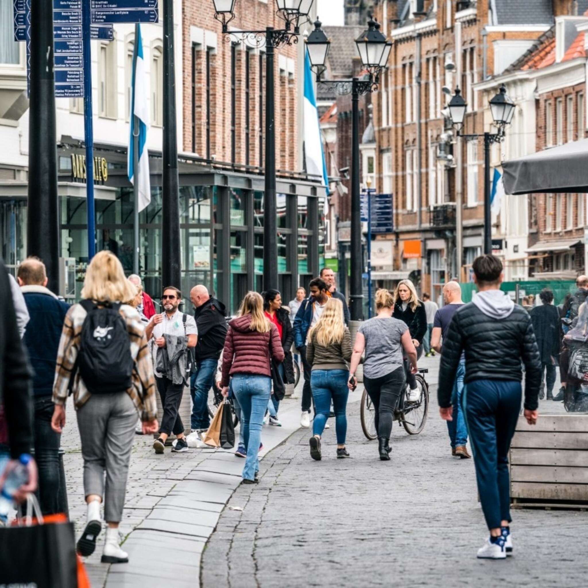 cbs nederland schrijft weer zwarte cijfers na twee coronajaren