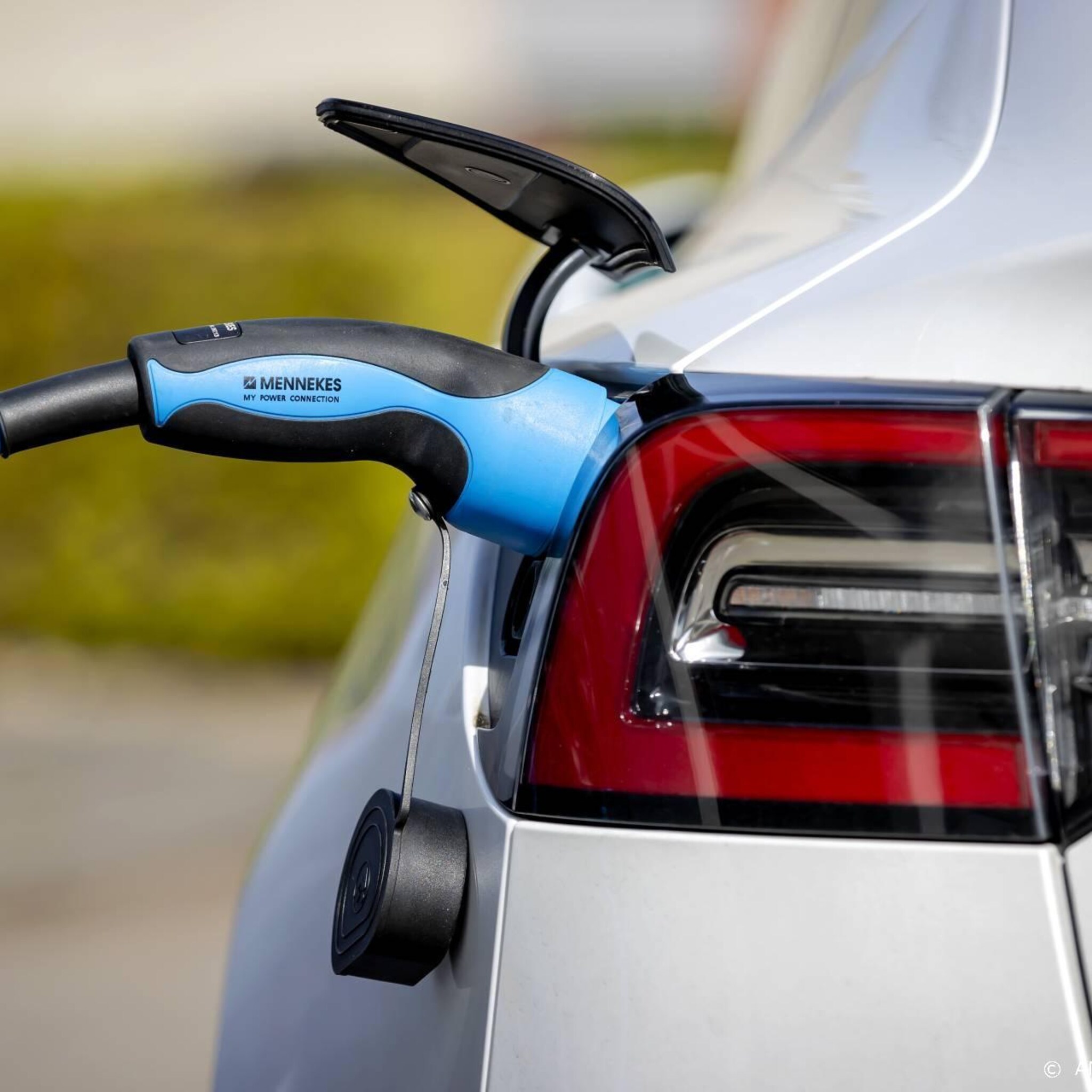 aantal elektrische auto s in nederland sinds 2020 verdrievoudigd