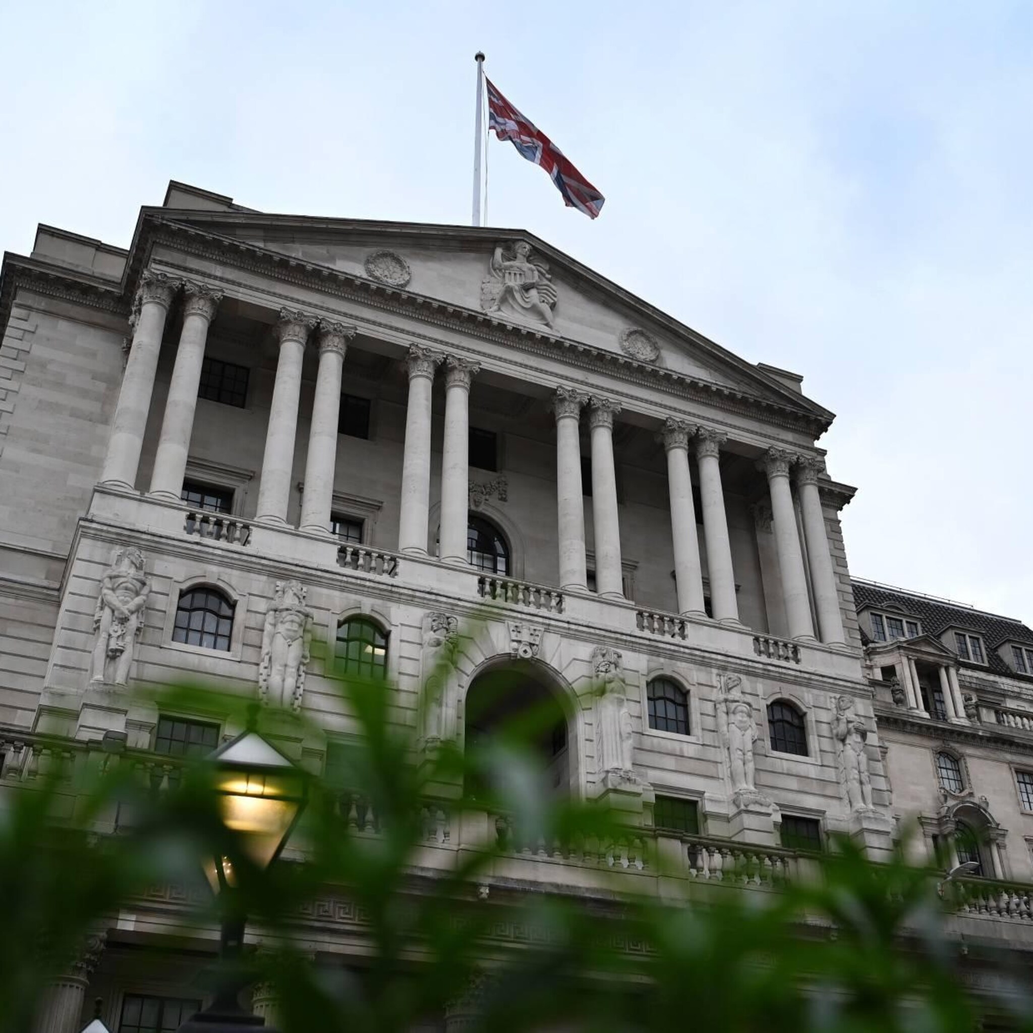 bank of england verhoogt rente opnieuw met 0 5 procentpunt