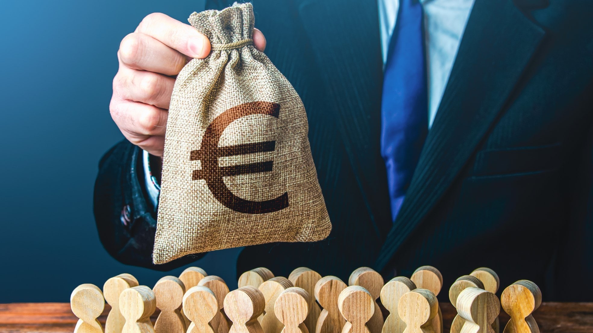 Welk salaris bied jij je personeel? Foto: Shutterstock