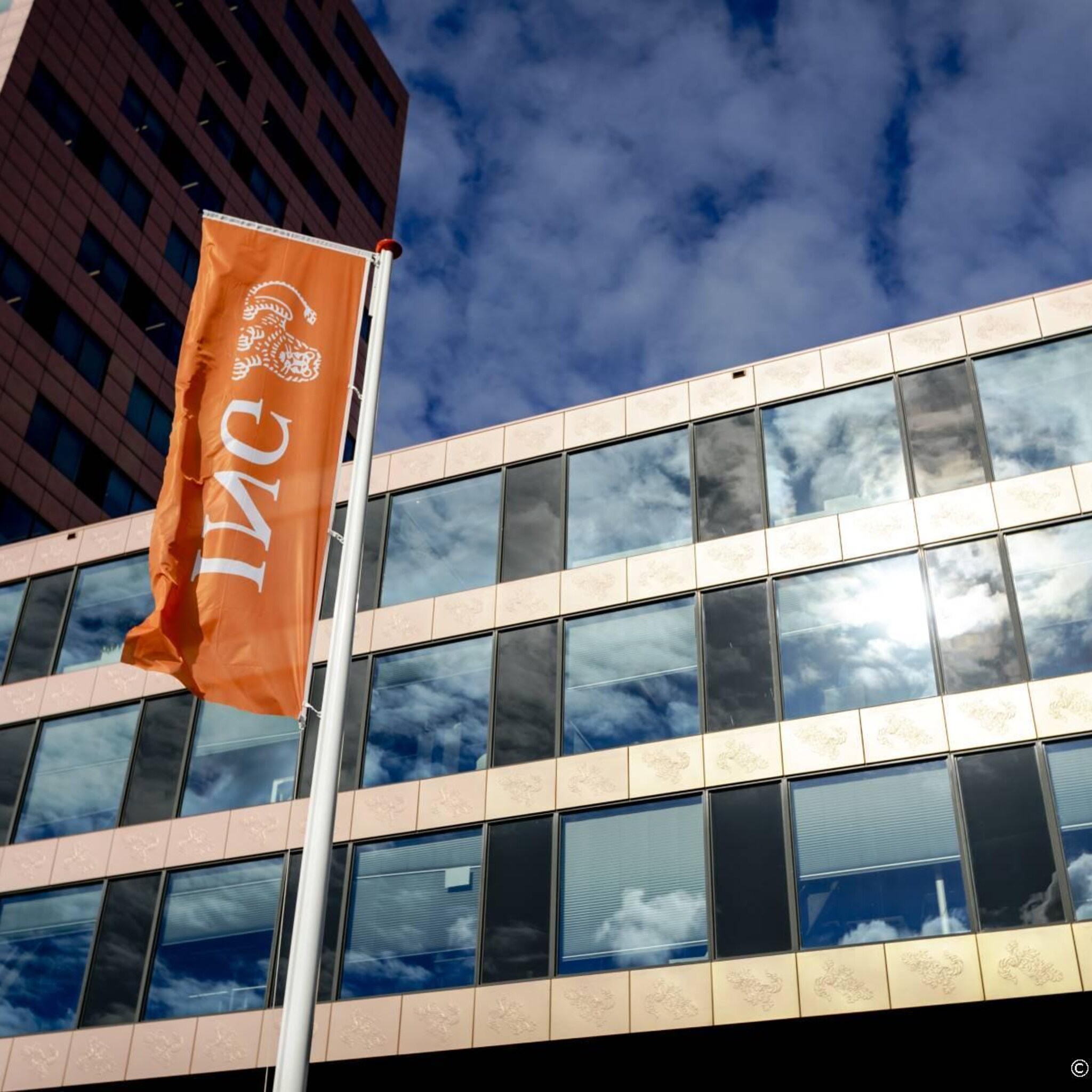 duitsland geeft nog eens 2 5 miljard uit voor aankopen lng