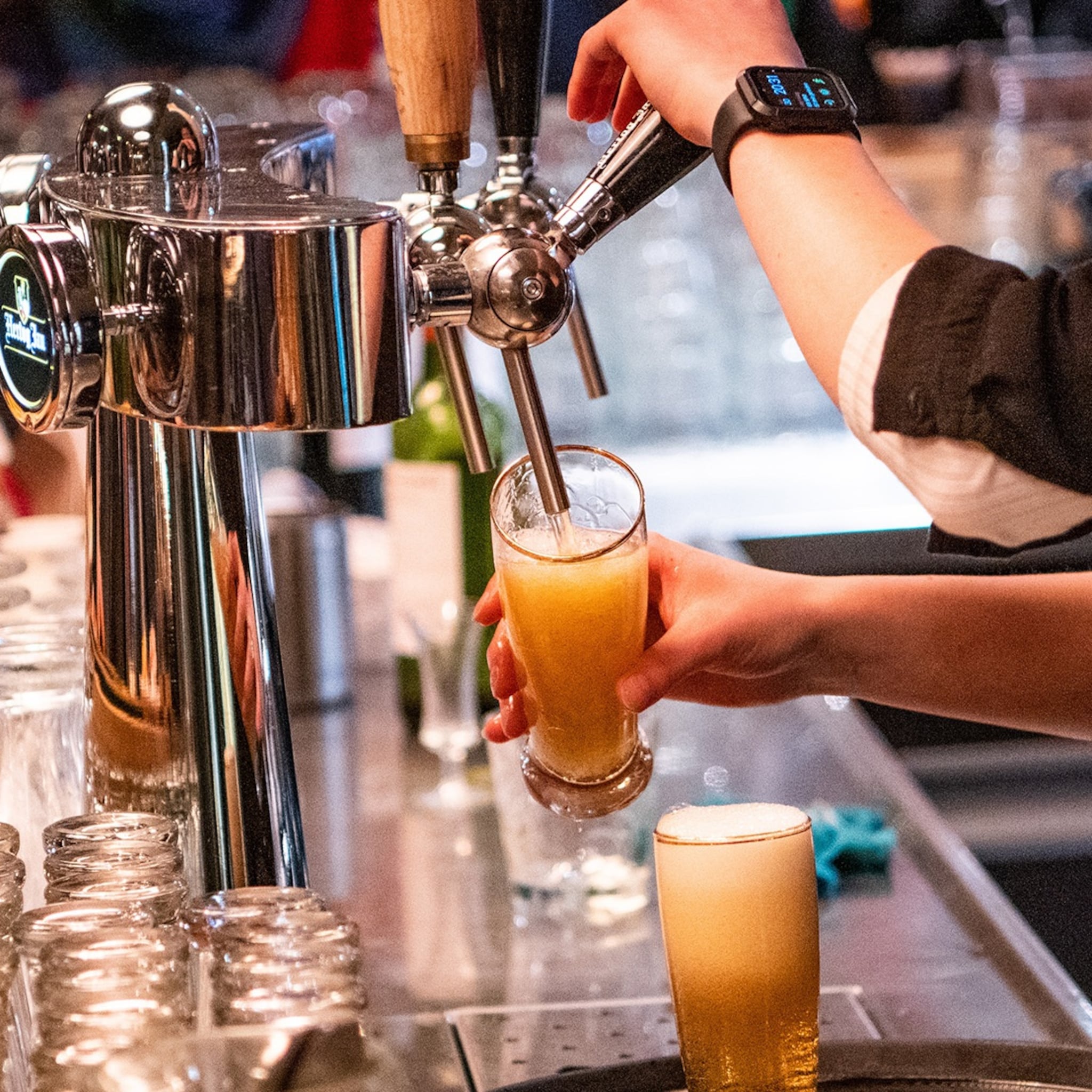 vooral horeca en boekhandels in de problemen als minimumloon stijgt