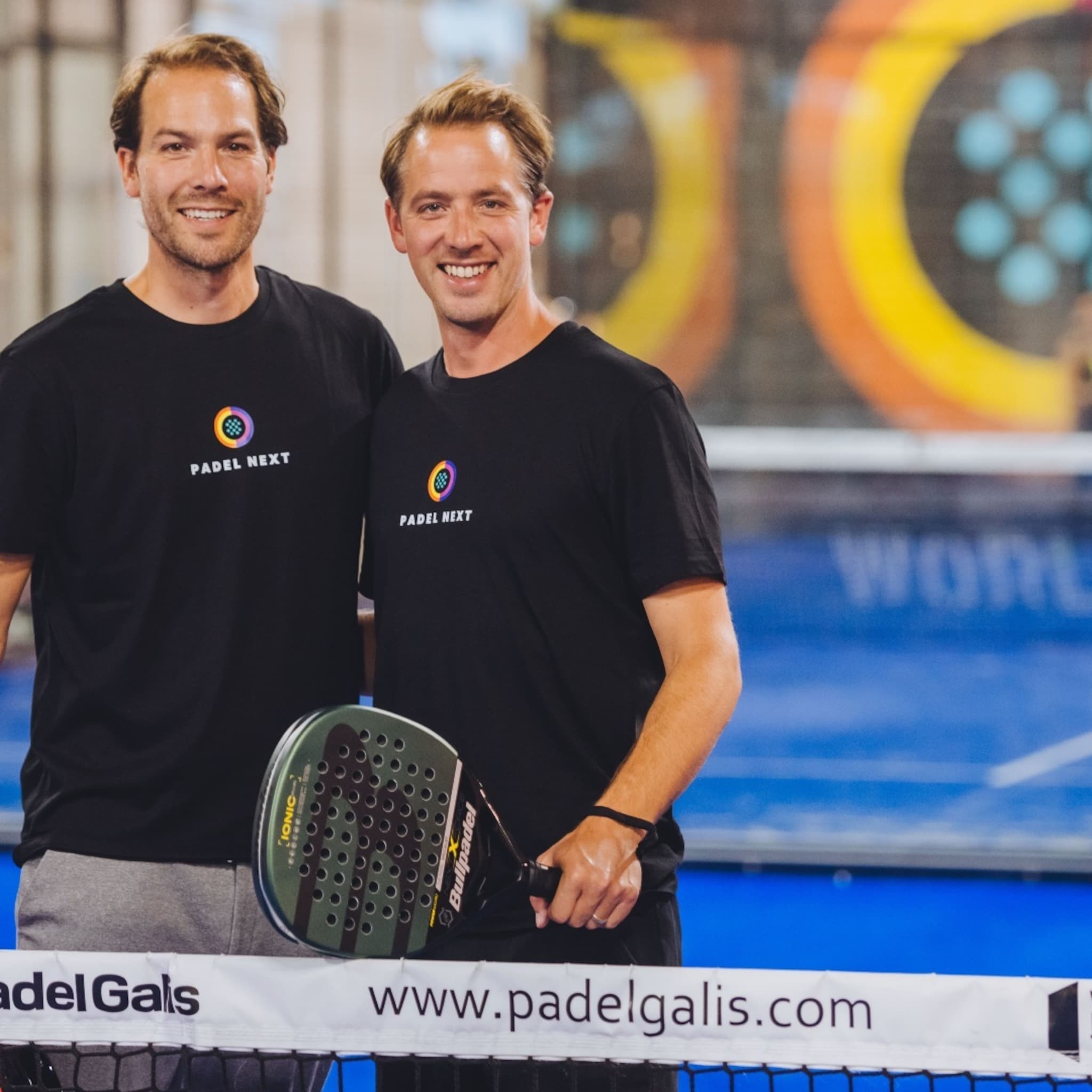 kleurrijk padel next onderscheidend familiebedrijf in overvolle padelmarkt