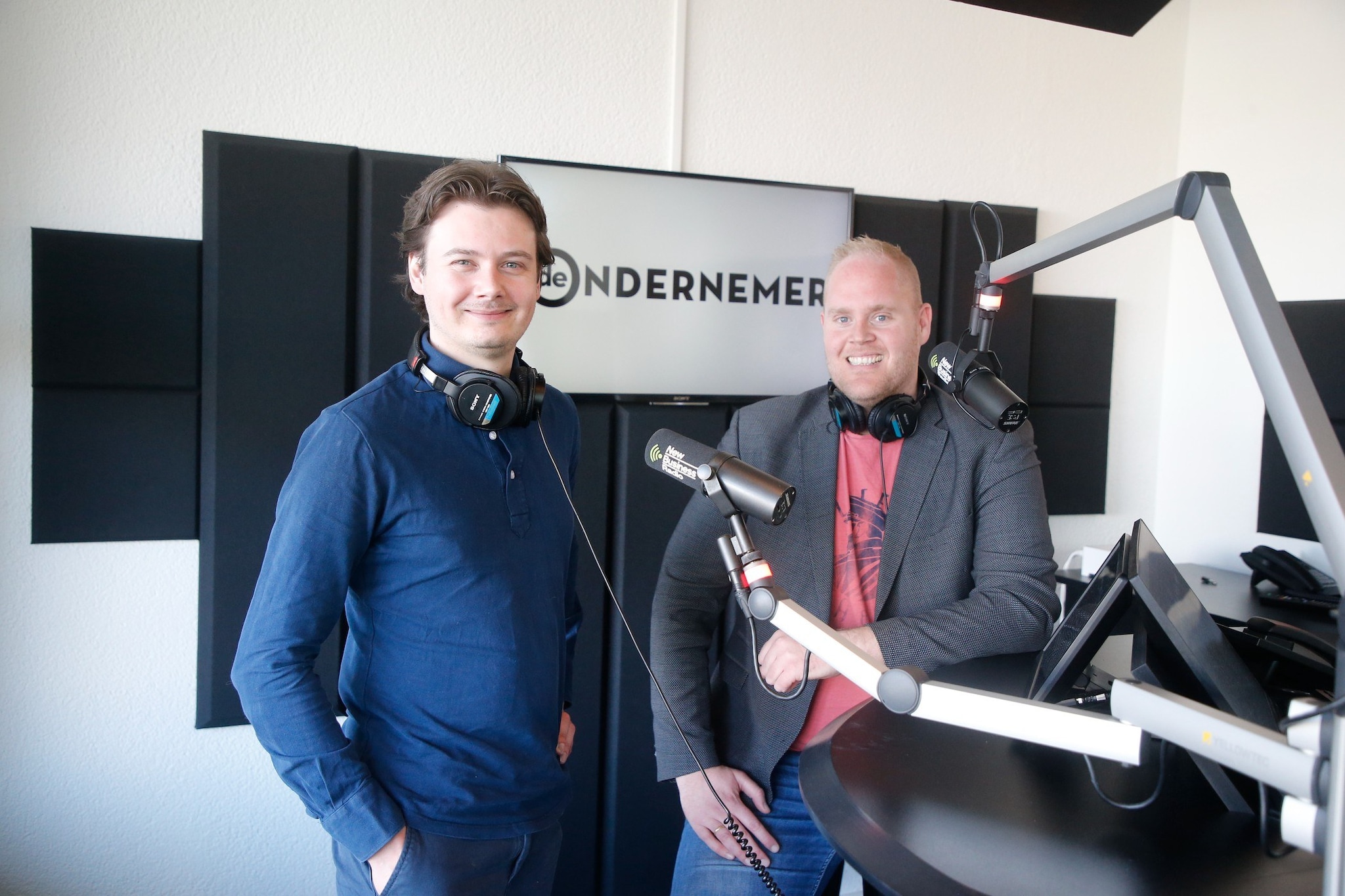 remy gieling ontvangt bas van der veldt afas en benr in de ondernemer radio